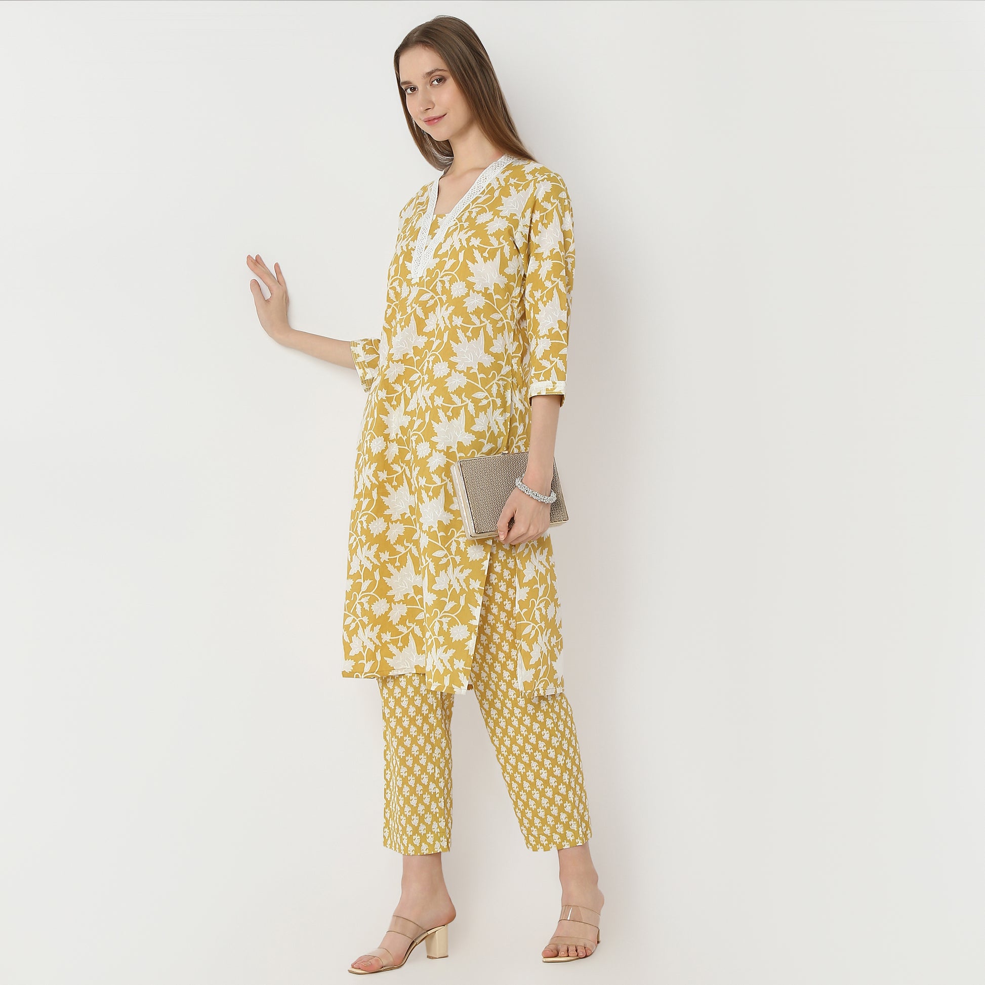 Regular Fit Printed V Neck Kurta with Pant Set