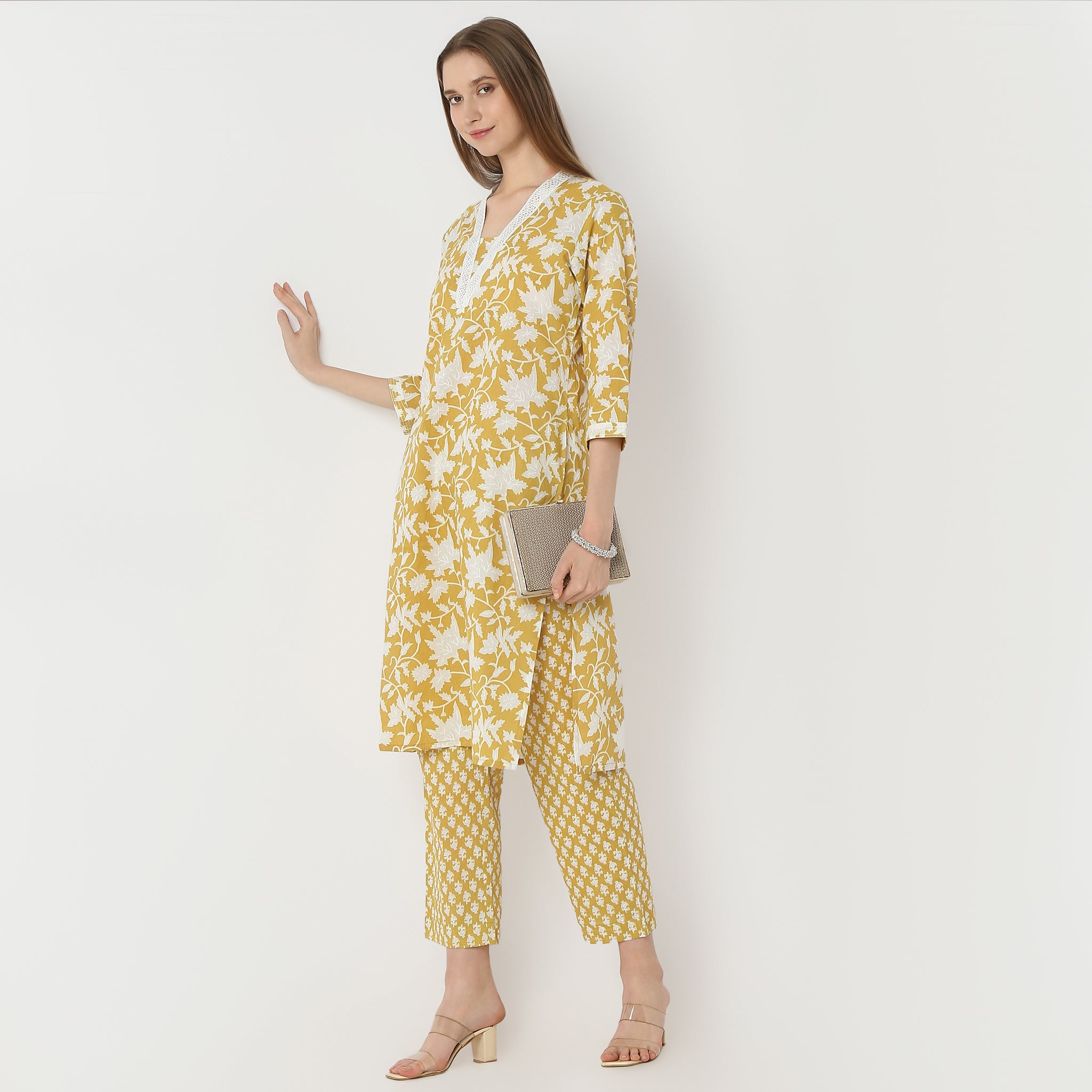 Regular Fit Printed V Neck Kurta with Pant Set