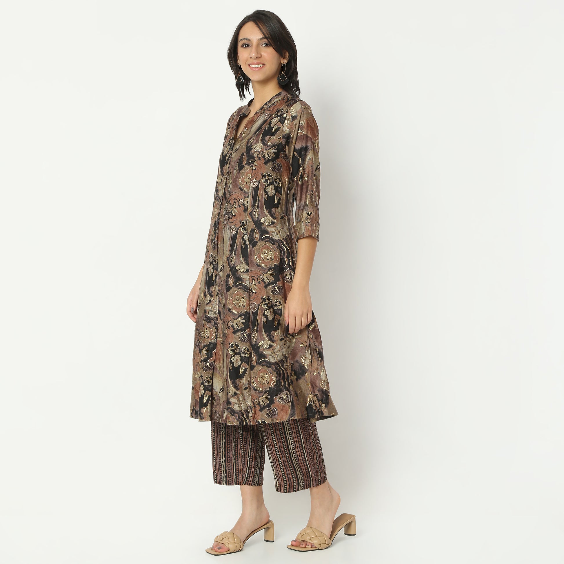 Regular Fit Printed Band Collar Kurta with Pant Set