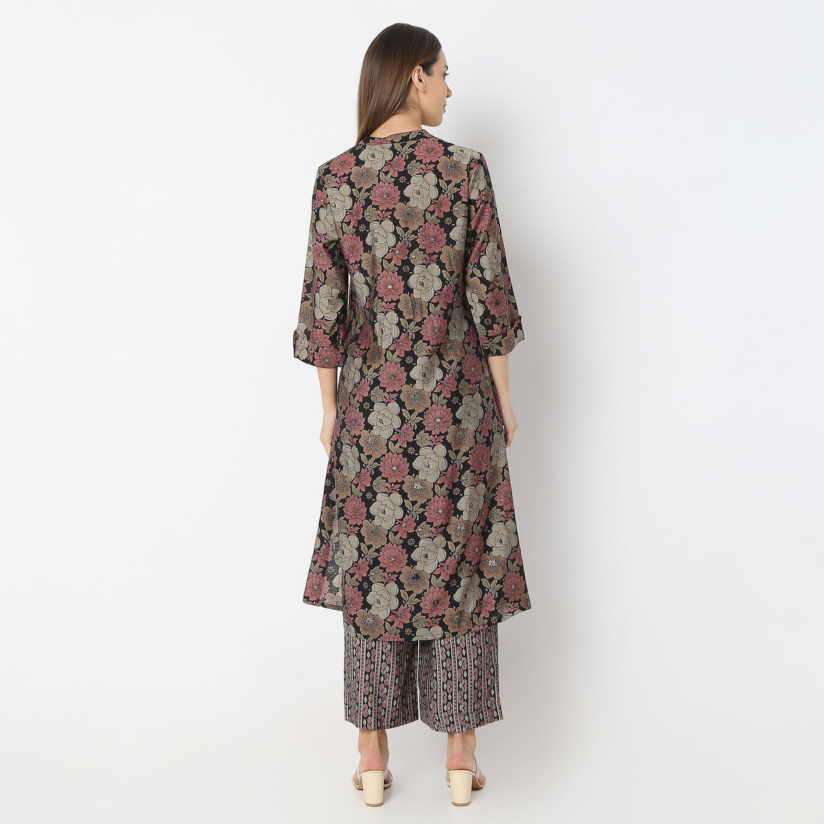 Flare Fit Printed Essential Band Collar Kurta with Pant Set