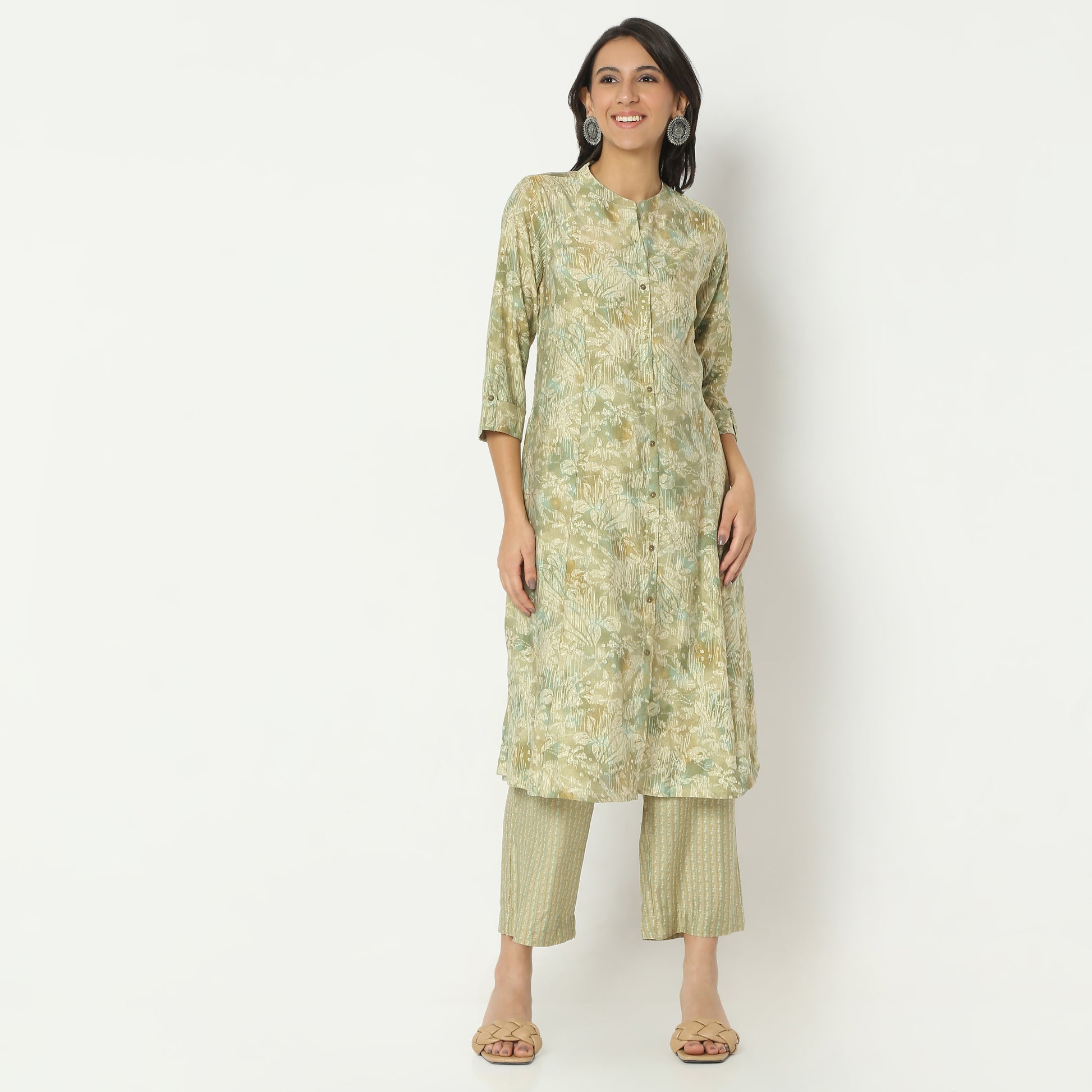 Regular Fit Printed Band Collar Kurta with Pant Set