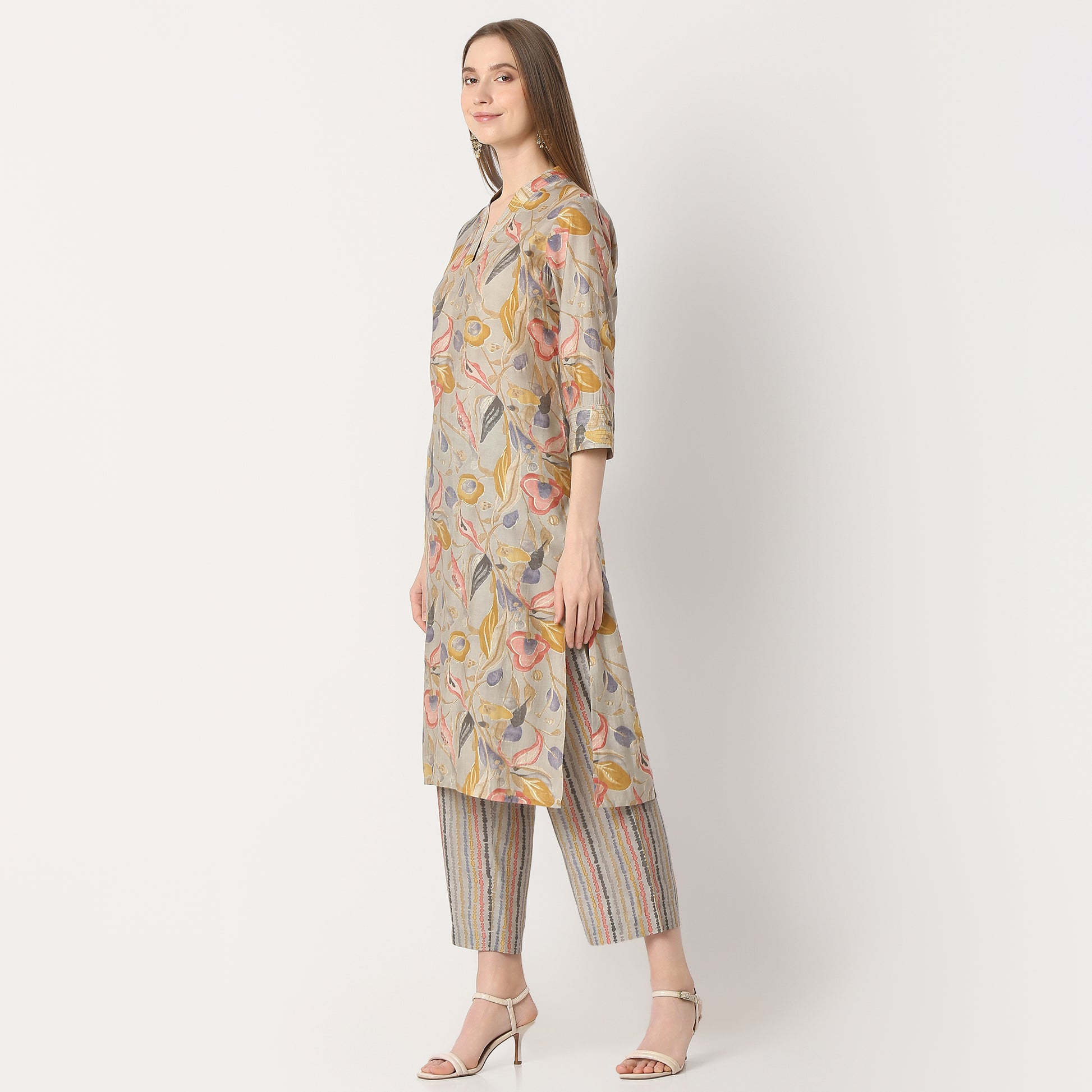 Regular Fit Printed V Neck Kurta with Pant Set