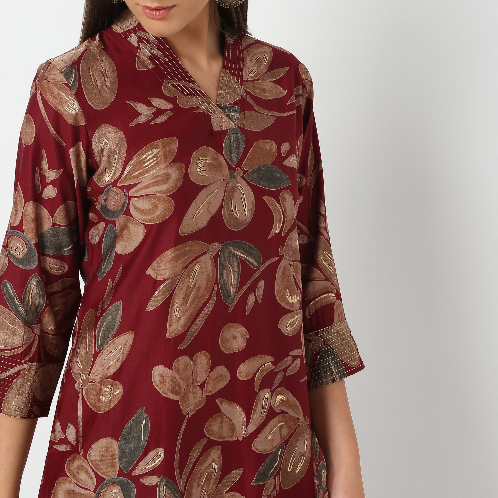 V-Neck Knee Length Three-Fourth Sleeve Printed Kurta with Pant Set