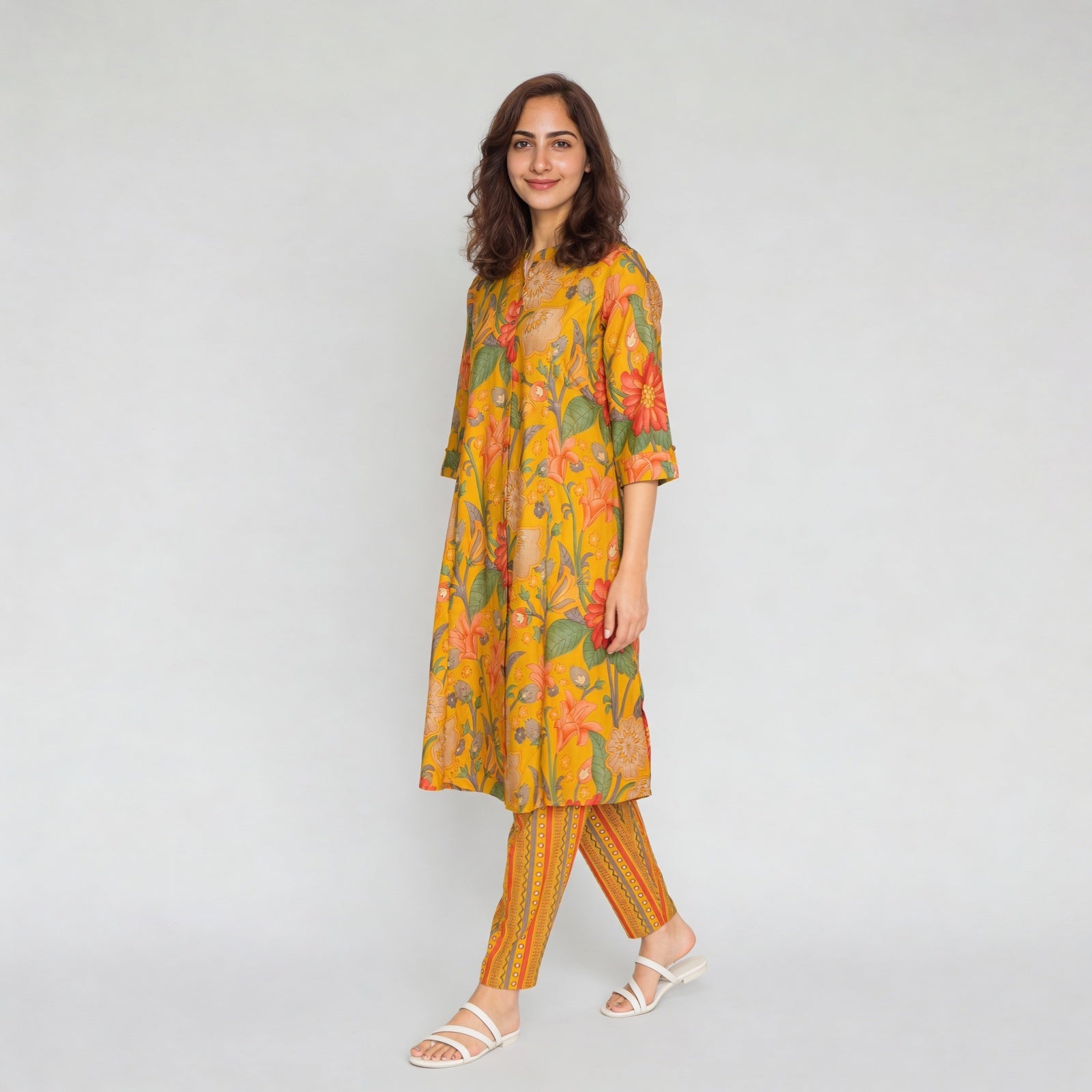 Viscose Muslin Printed Three-Fourth Sleeve Kurta with Pant Set