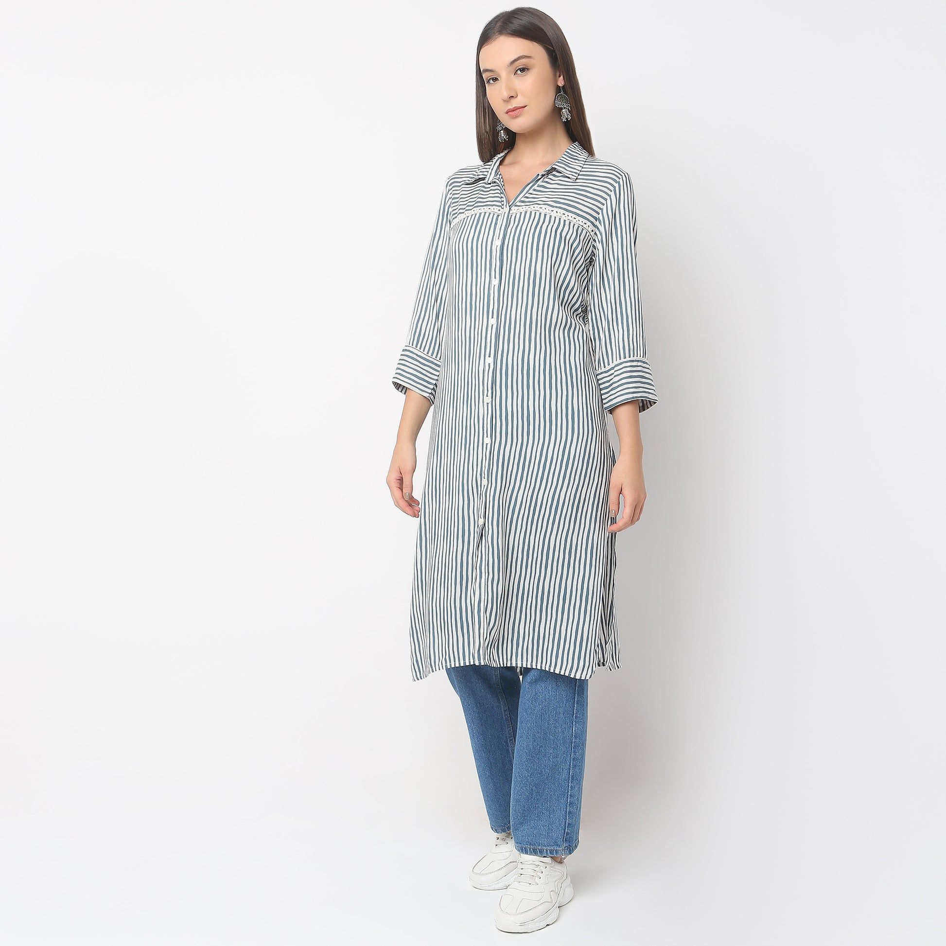 Striped Knee Length Coller Embroidered Straight Fit Kurta