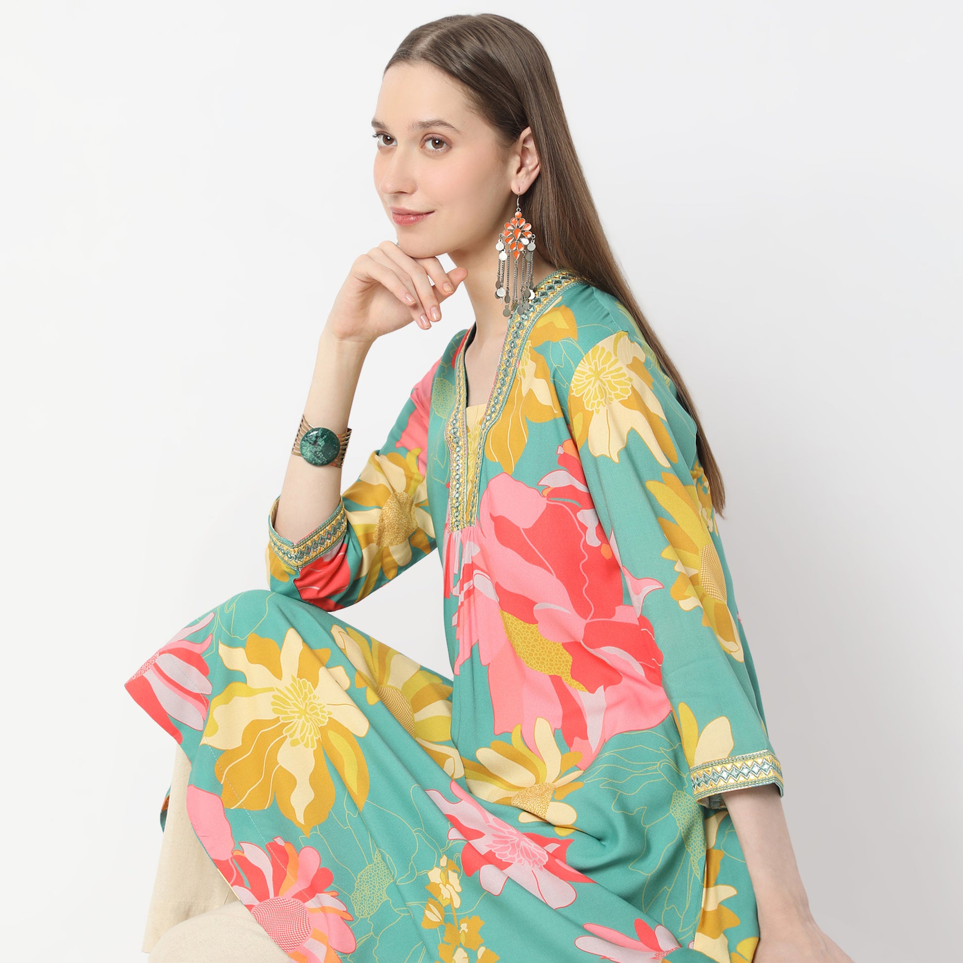 Printed Below Knee V-Neck Fading Echoes Flared Kurta