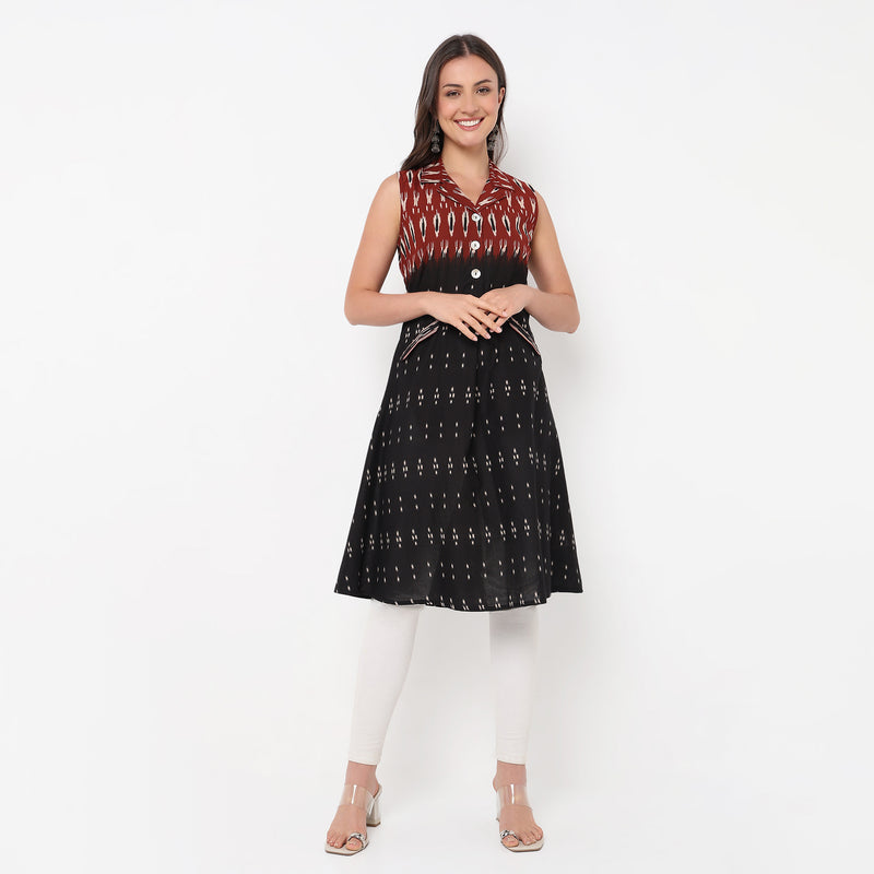 Flare Fit Printed Lapel Collar Sleeveless Kurta 