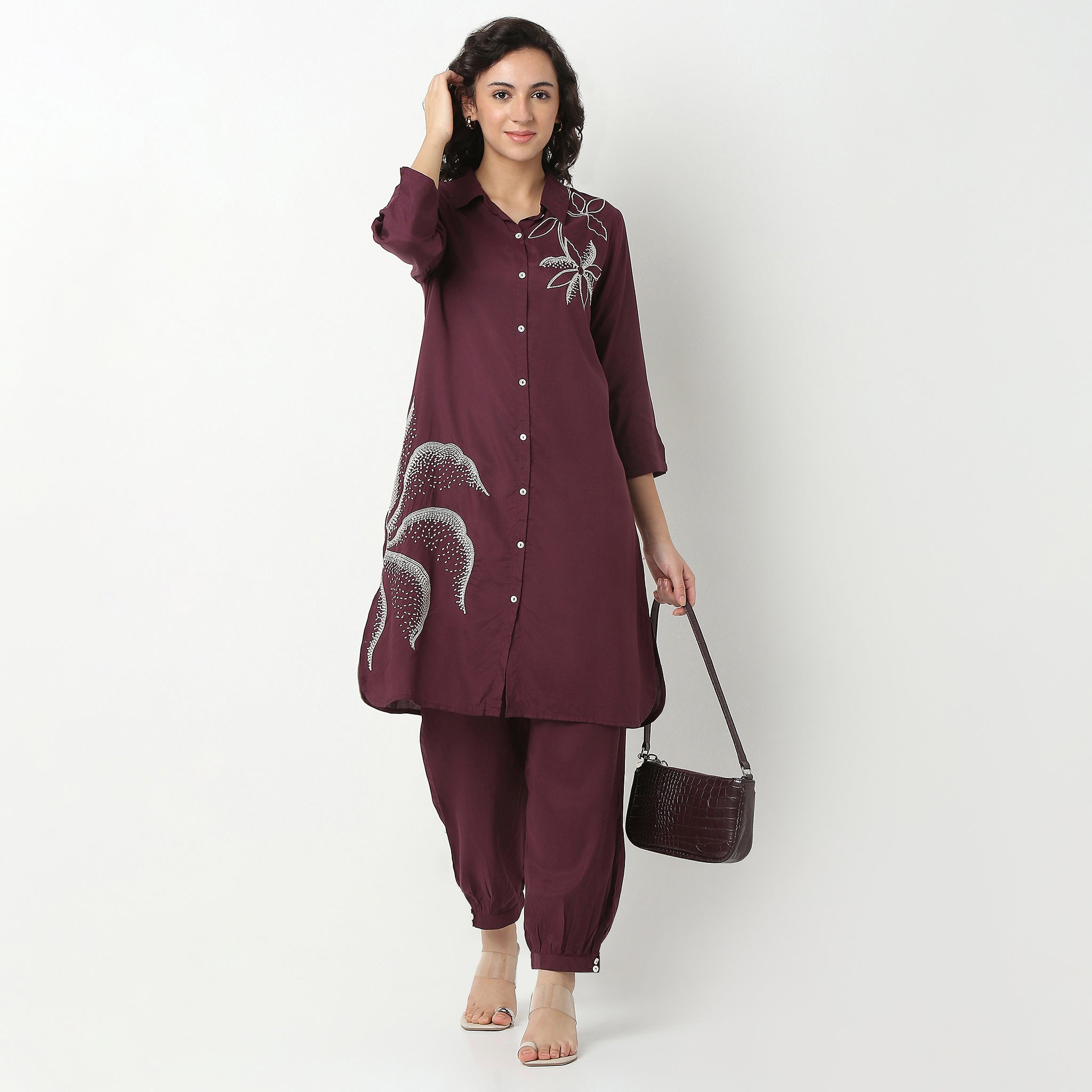Embroidered Viscose Kurta, Knee Length