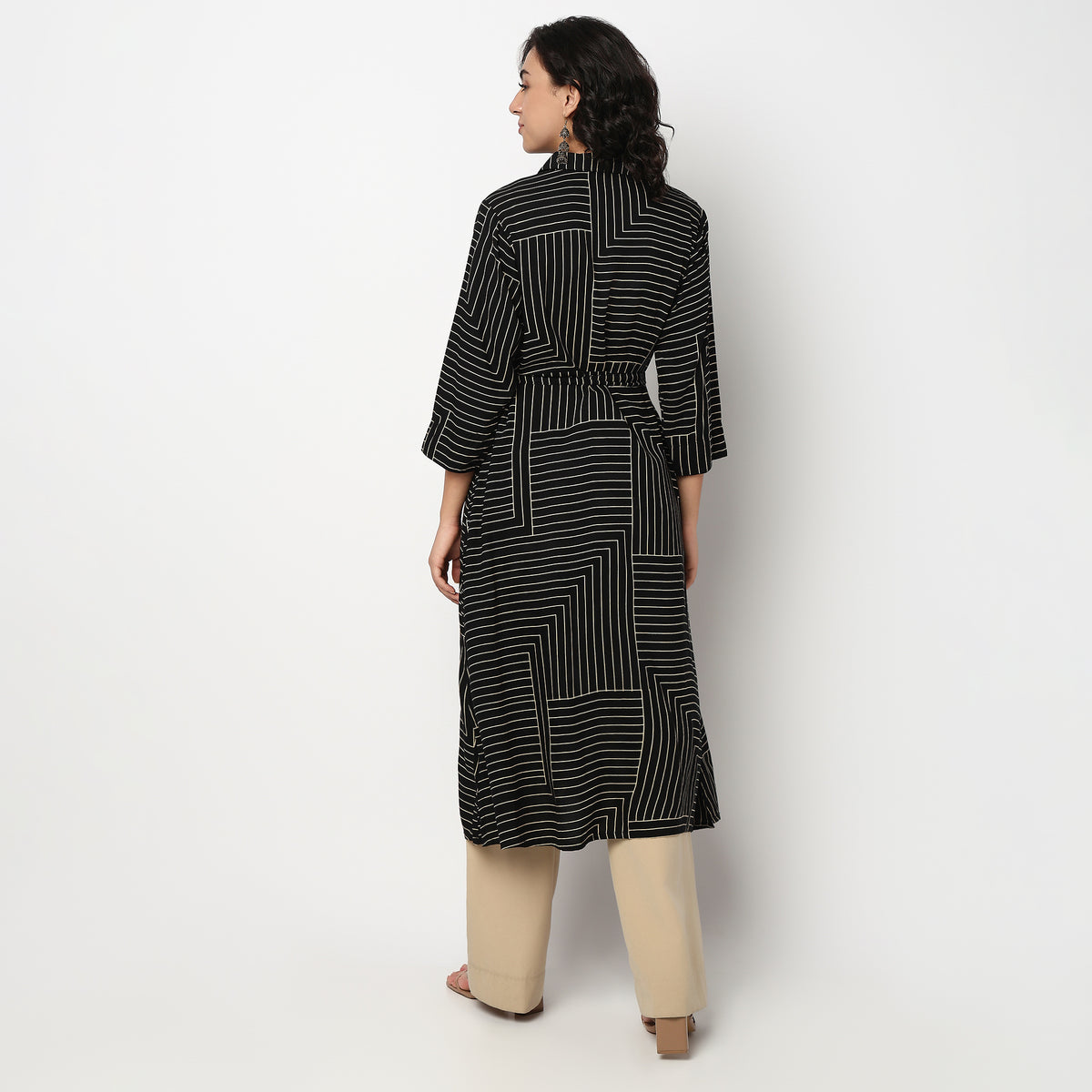Buy Women Straight Fit Striped Three-Fourth Sleeve Kurta  - Style Union