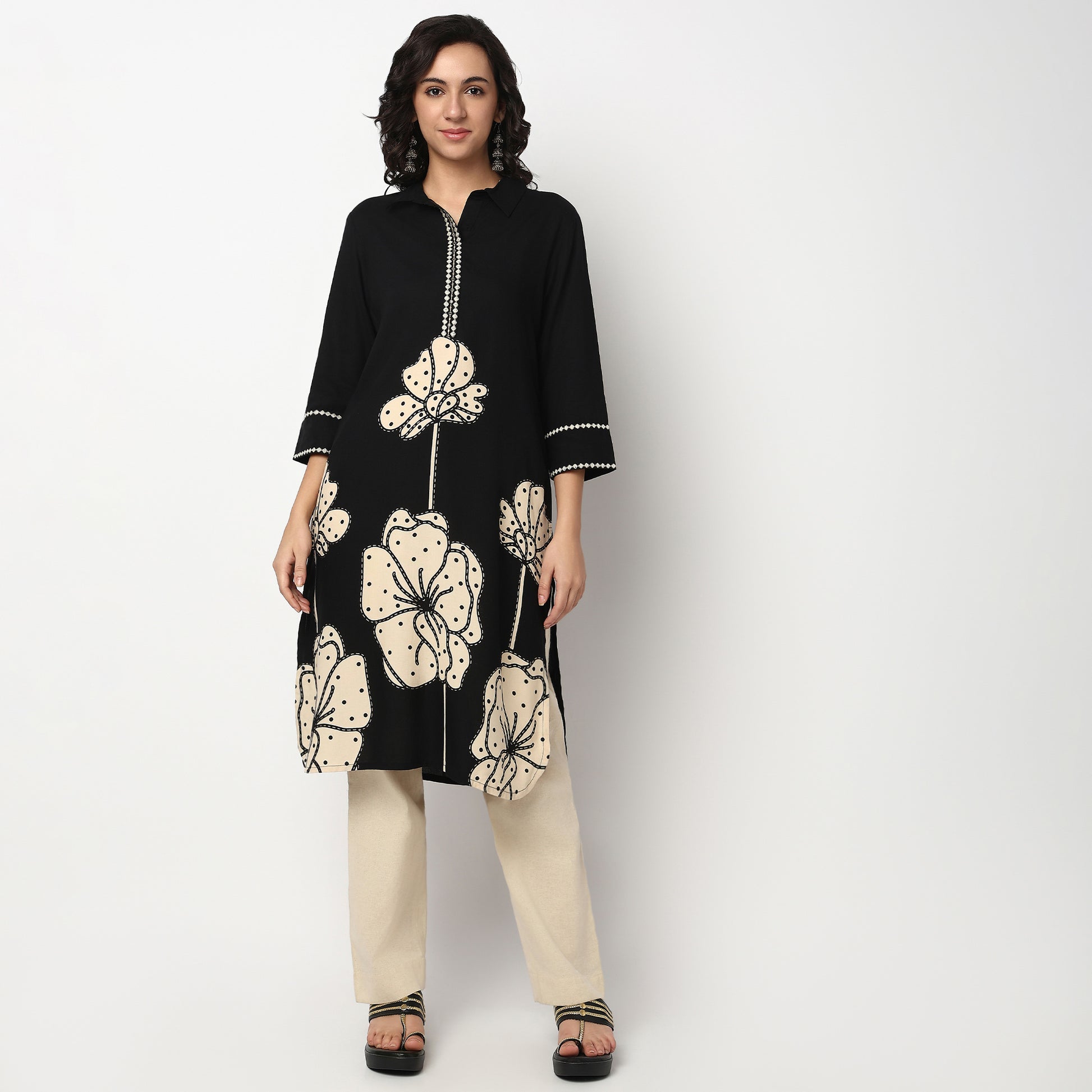 Buy Women Straight Fit Printed Three-Fourth Sleeve Kurta  - Style Union