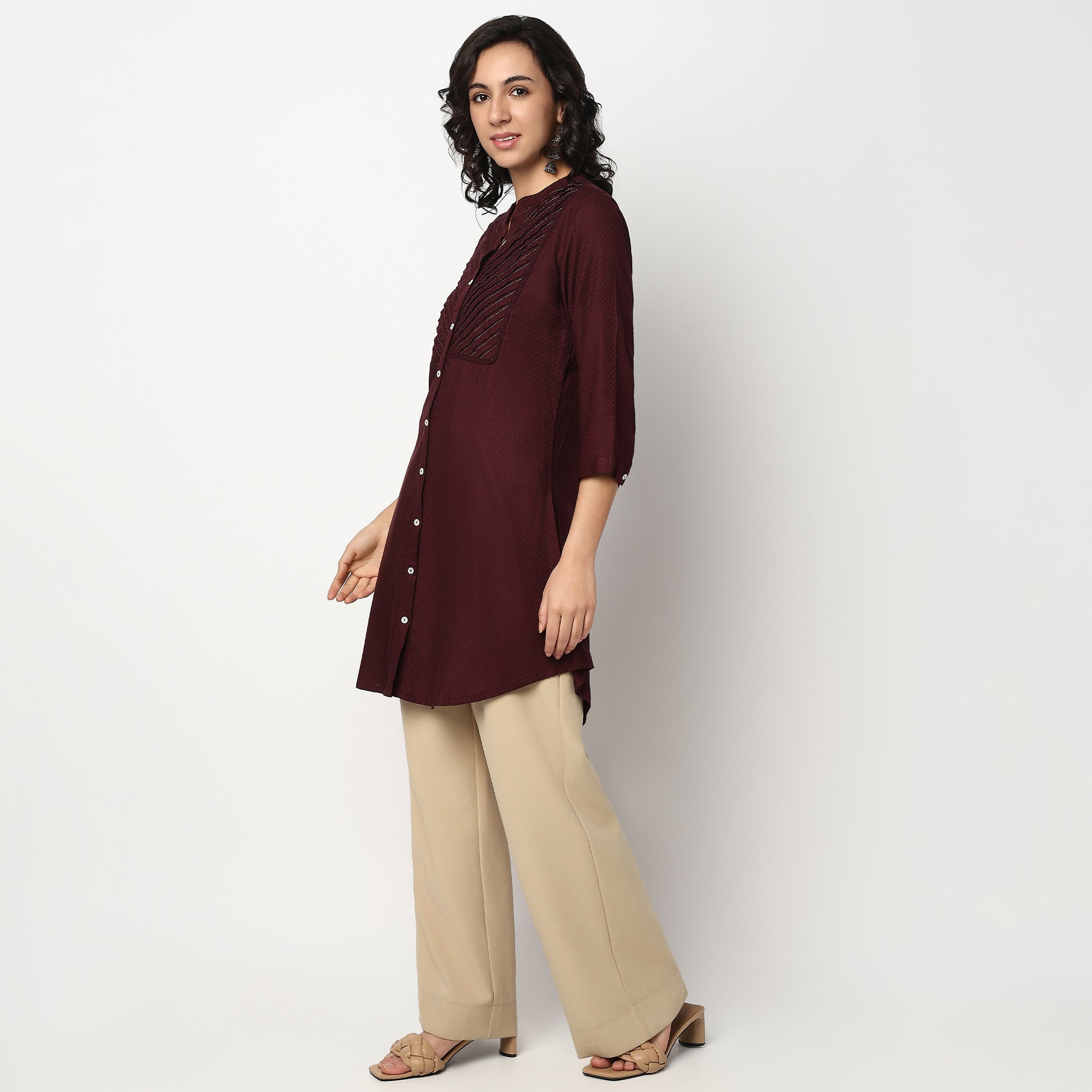 Buy Women Straight Fit Solid Three-Fourth Sleeve Kurta  - Style Union