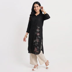 Solid Shirt Collar Straight Kurta