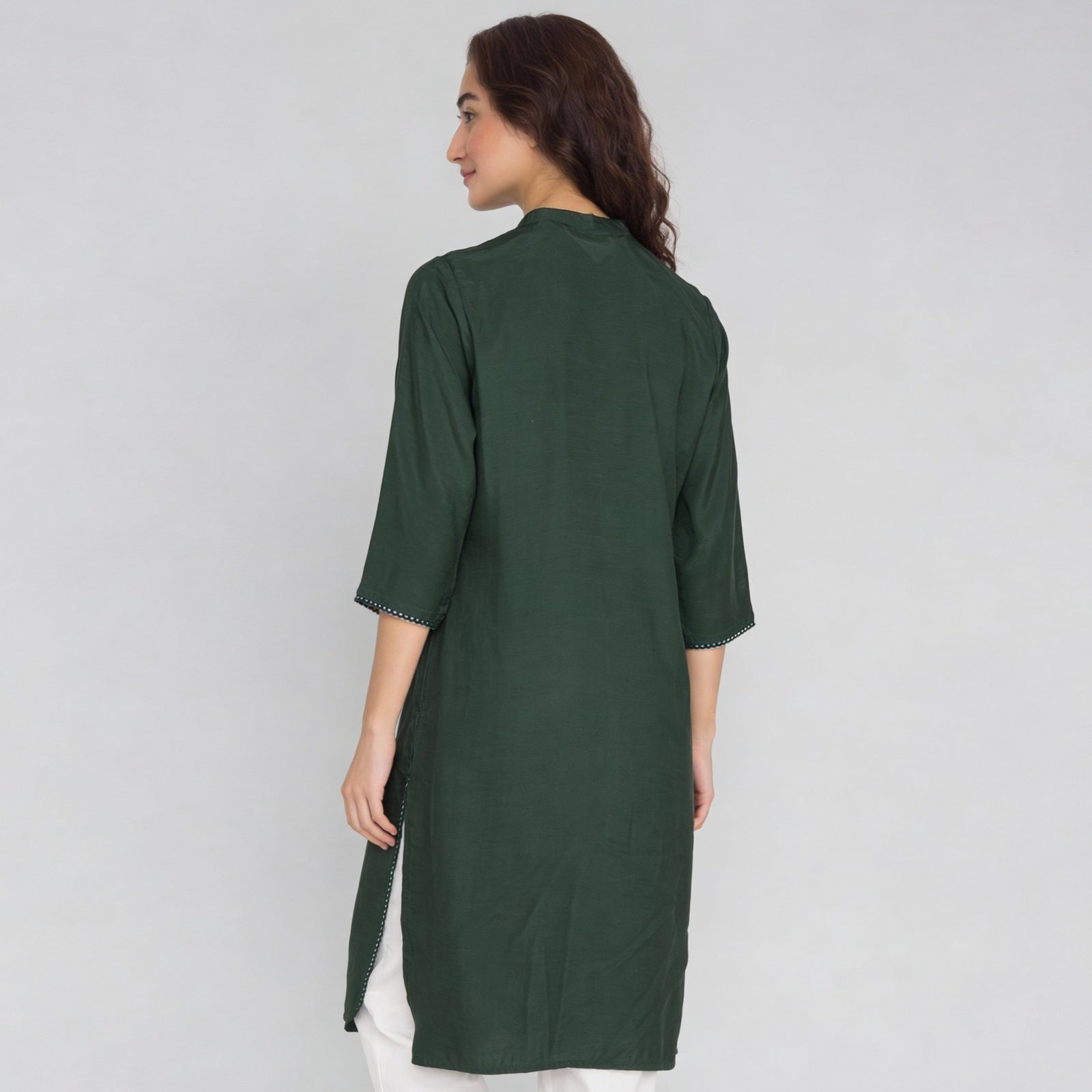 Viscose Solid Three-Fourth Sleeve Kurta