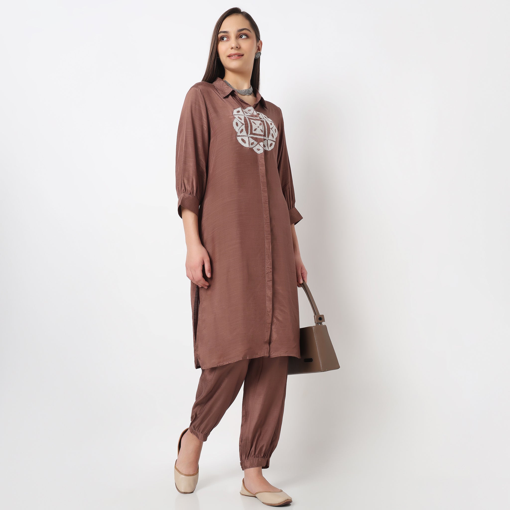 Motifs Knee Length Straight Kurta