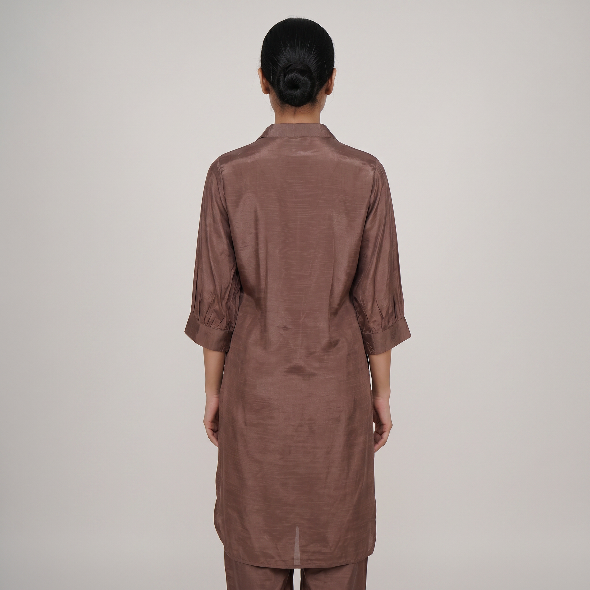 Motifs Knee Length Straight Kurta