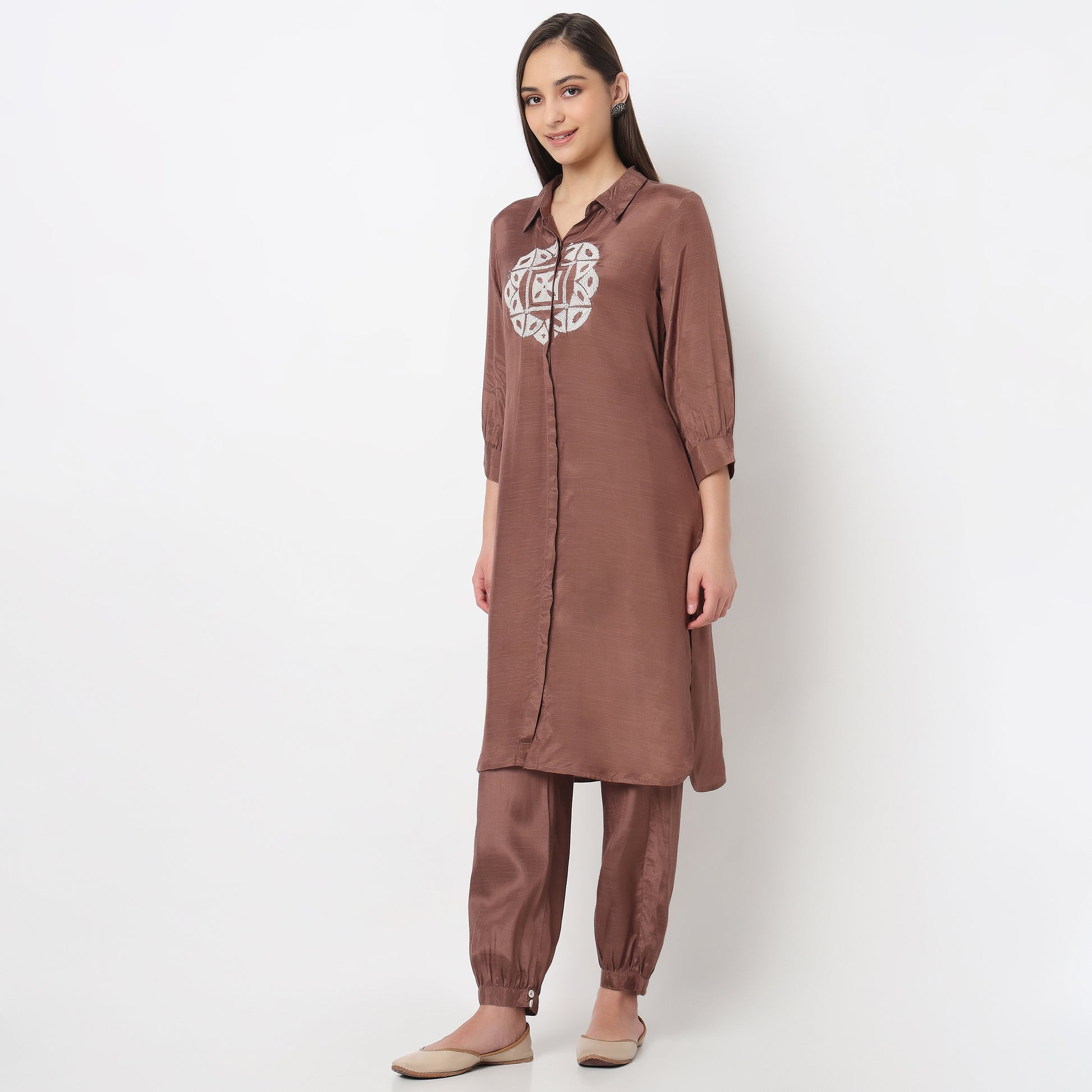 Motifs Knee Length Straight Kurta