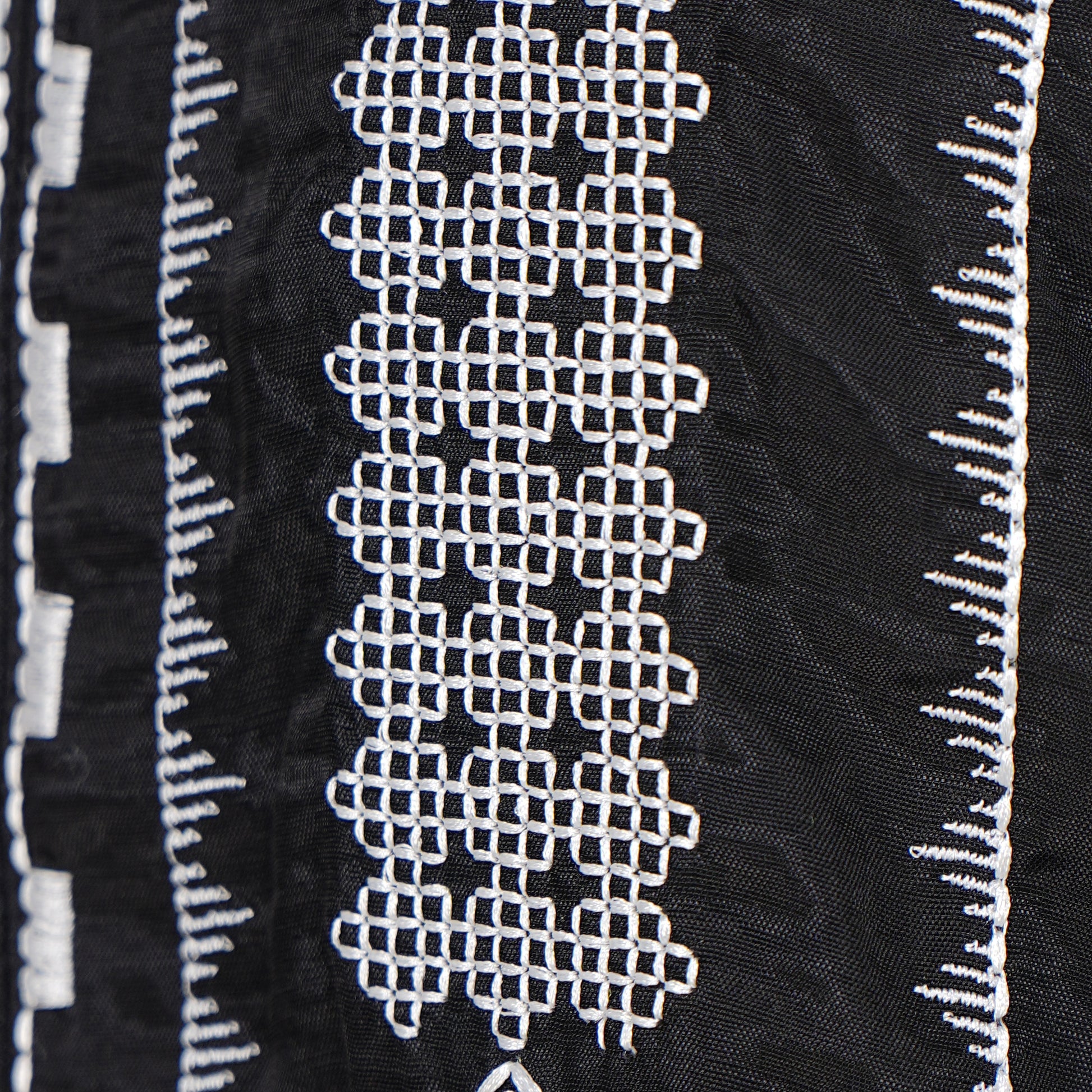 Motifs Knee Length Straight Kurta