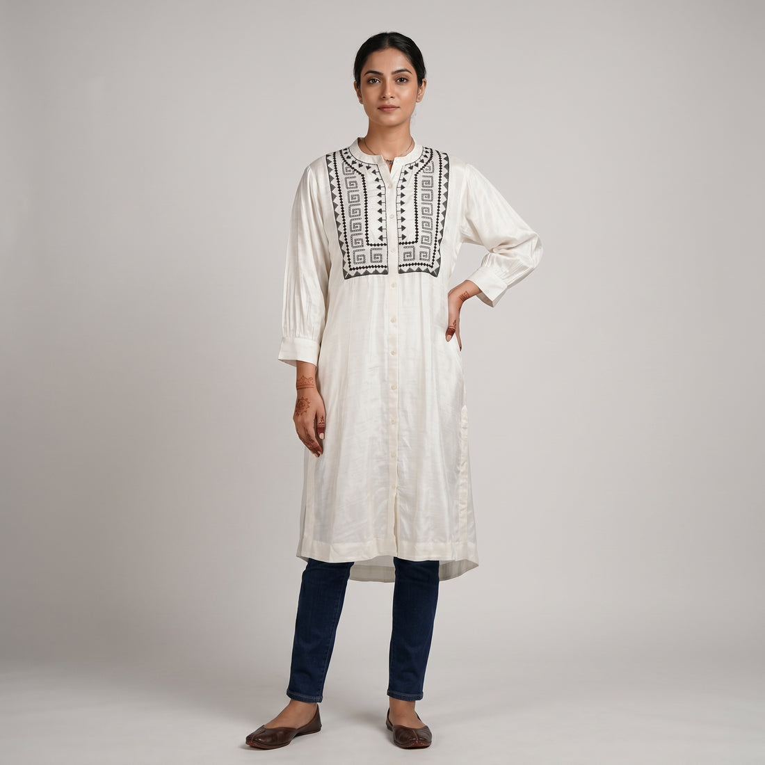 Embroidered Straight Kurta