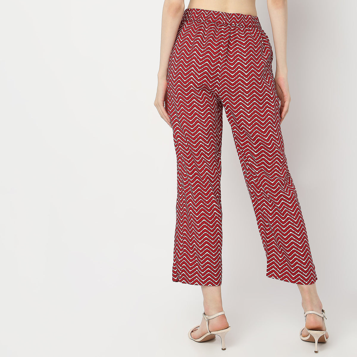 Straight Fit Printed Ankle Length Pants