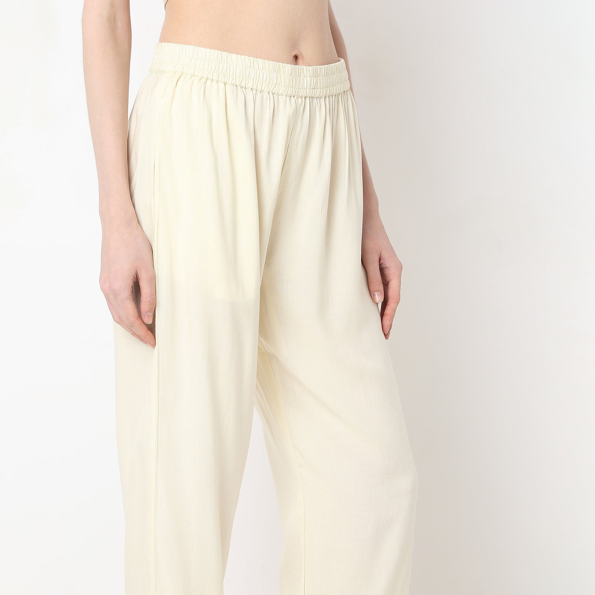 Straight Fit Solid Mid Rise Pants