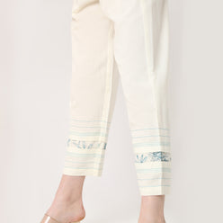 Straight Fit Printed Mid Rise Pants