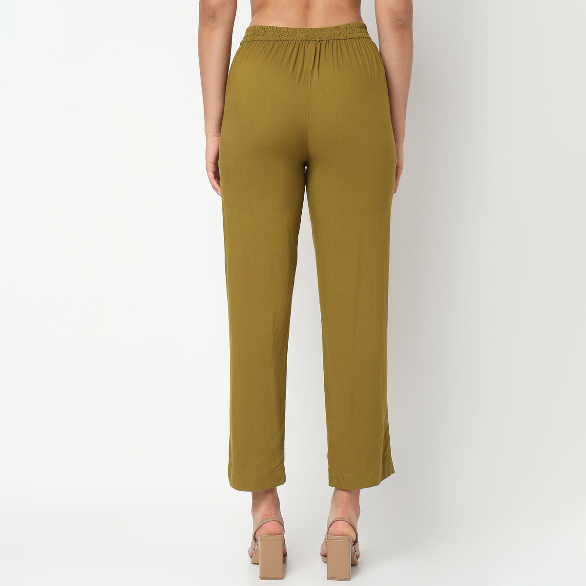 Straight Fit Solid Mid Rise Pants