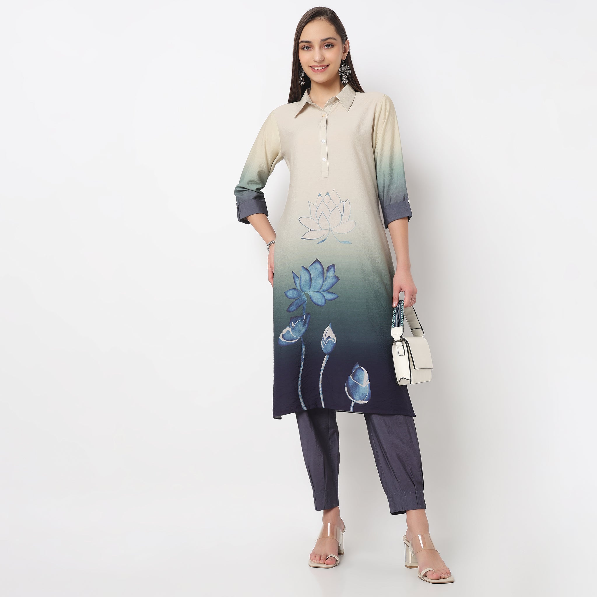 Solid Mid Rise Straigth Pants