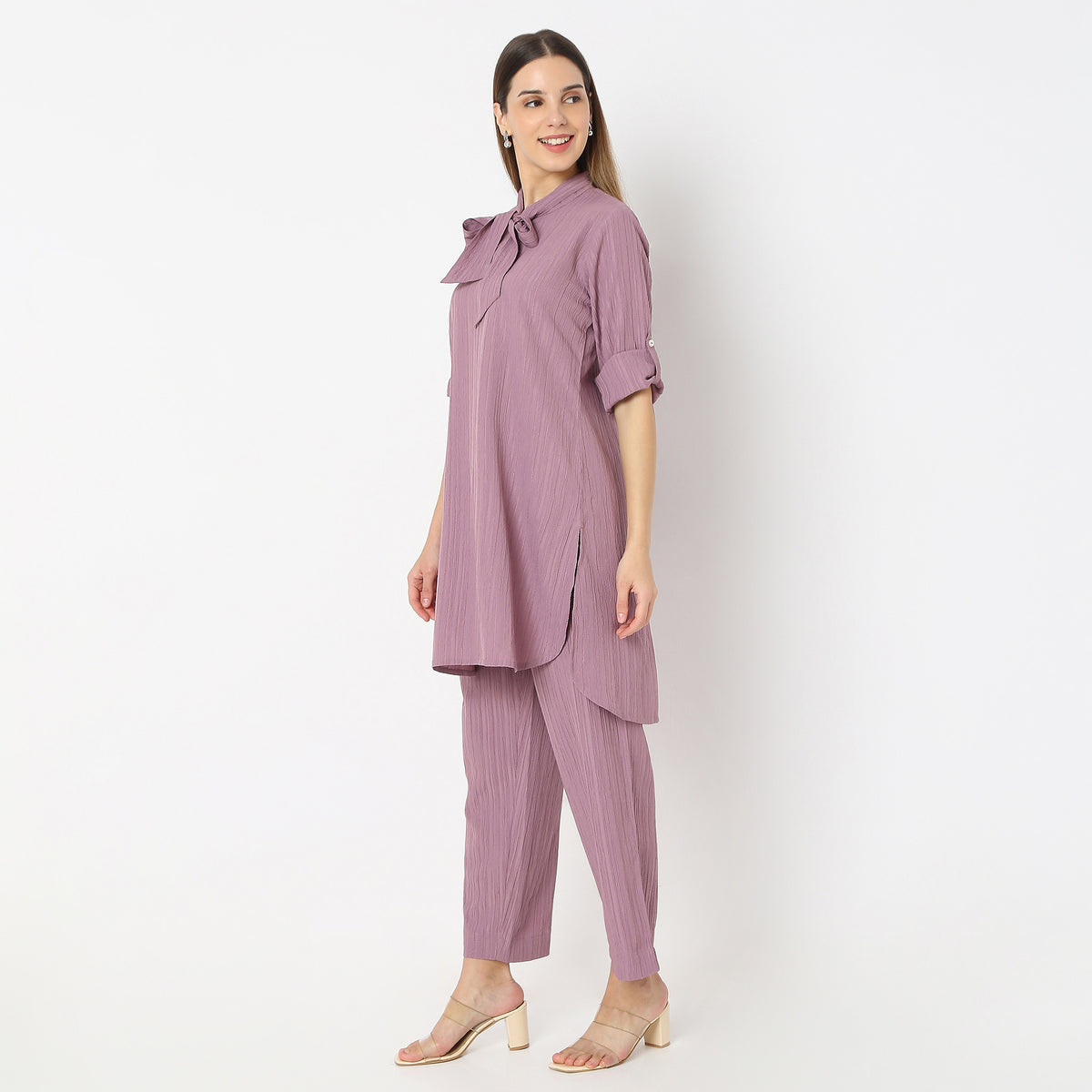 Straight Fit Tie-Up Coordinated Code Kurta with Pant Set