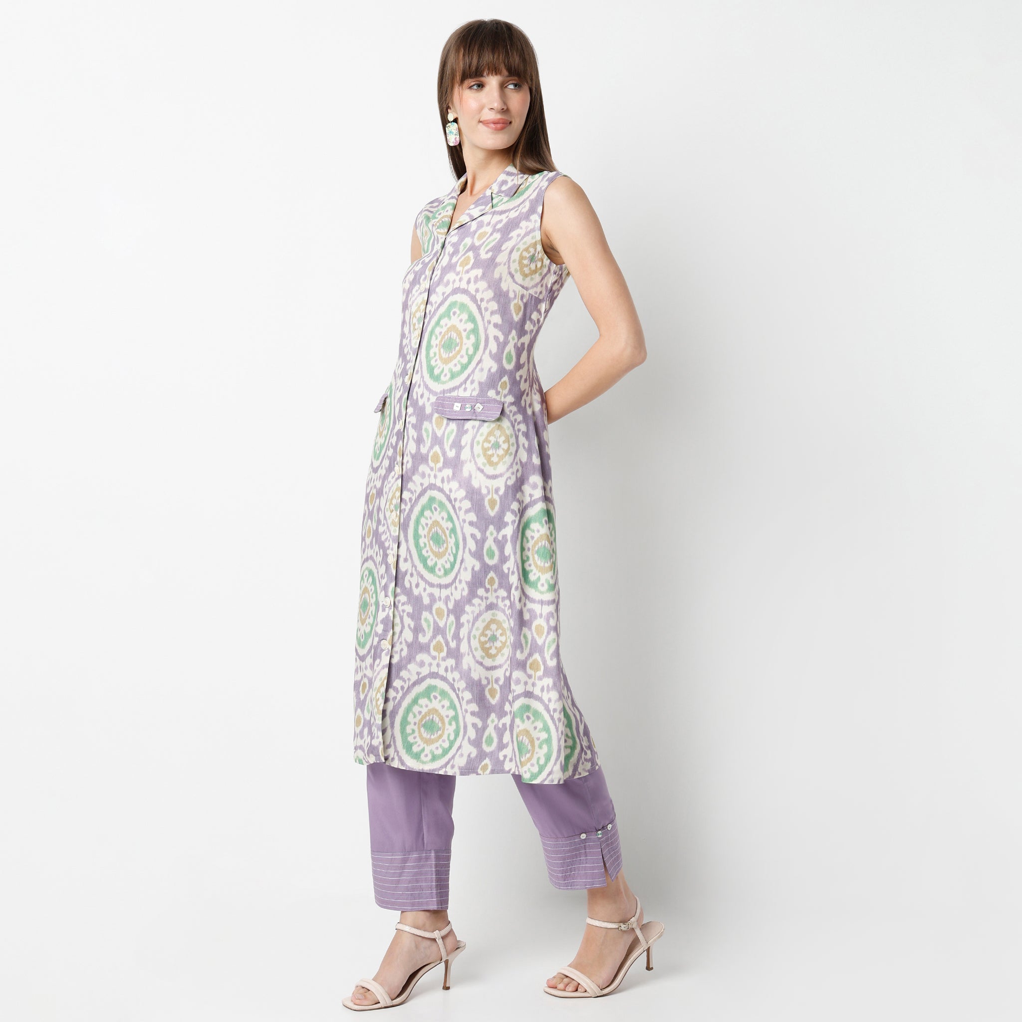 Flare Fit Printed Lapel Collar Kurta with Pant Set