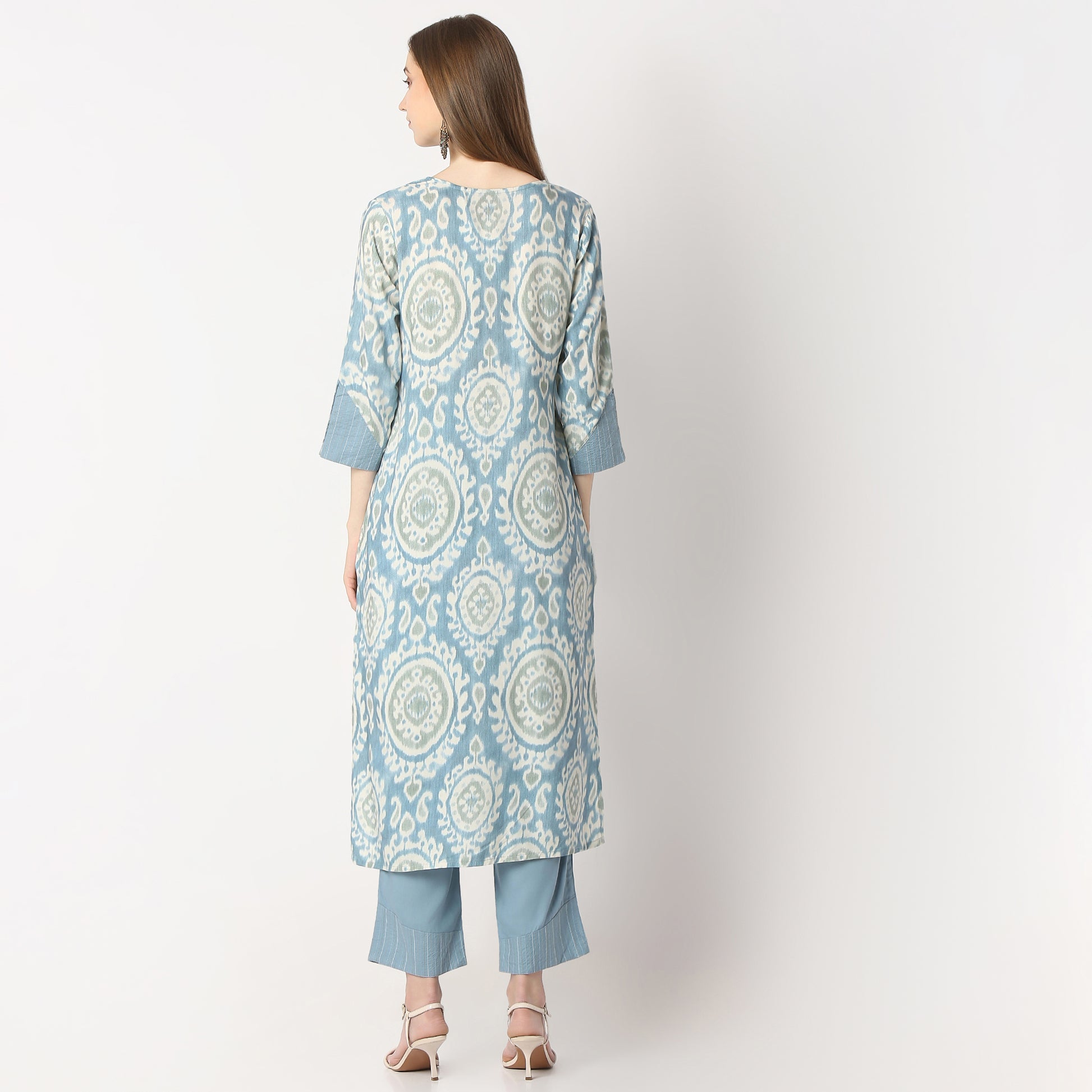 Flare Fit Printed V Neck Kurta with Pant Set