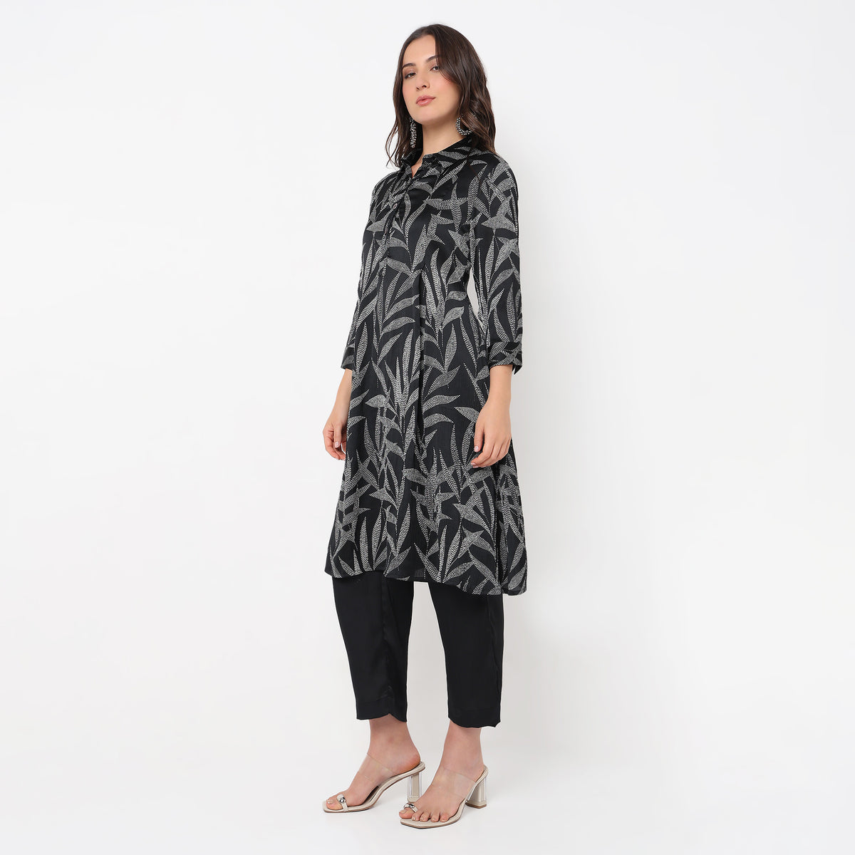 Printed Shirt Collar Kurta Set