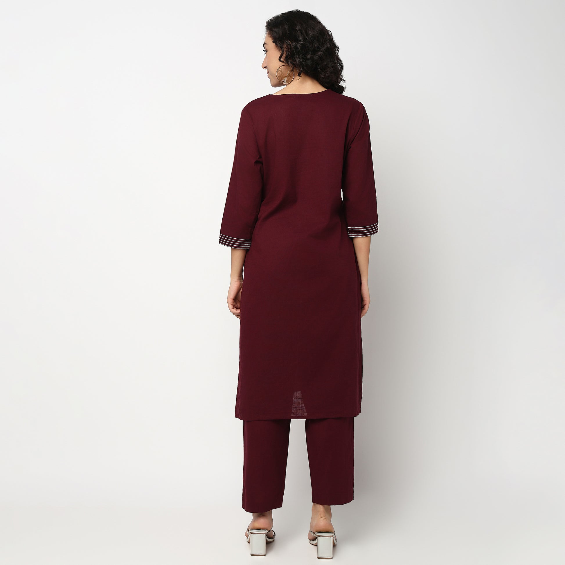 Buy Women Straight Fit Embroidered Three-Fourth Sleeve Kurta with Pant Set  - Style Union