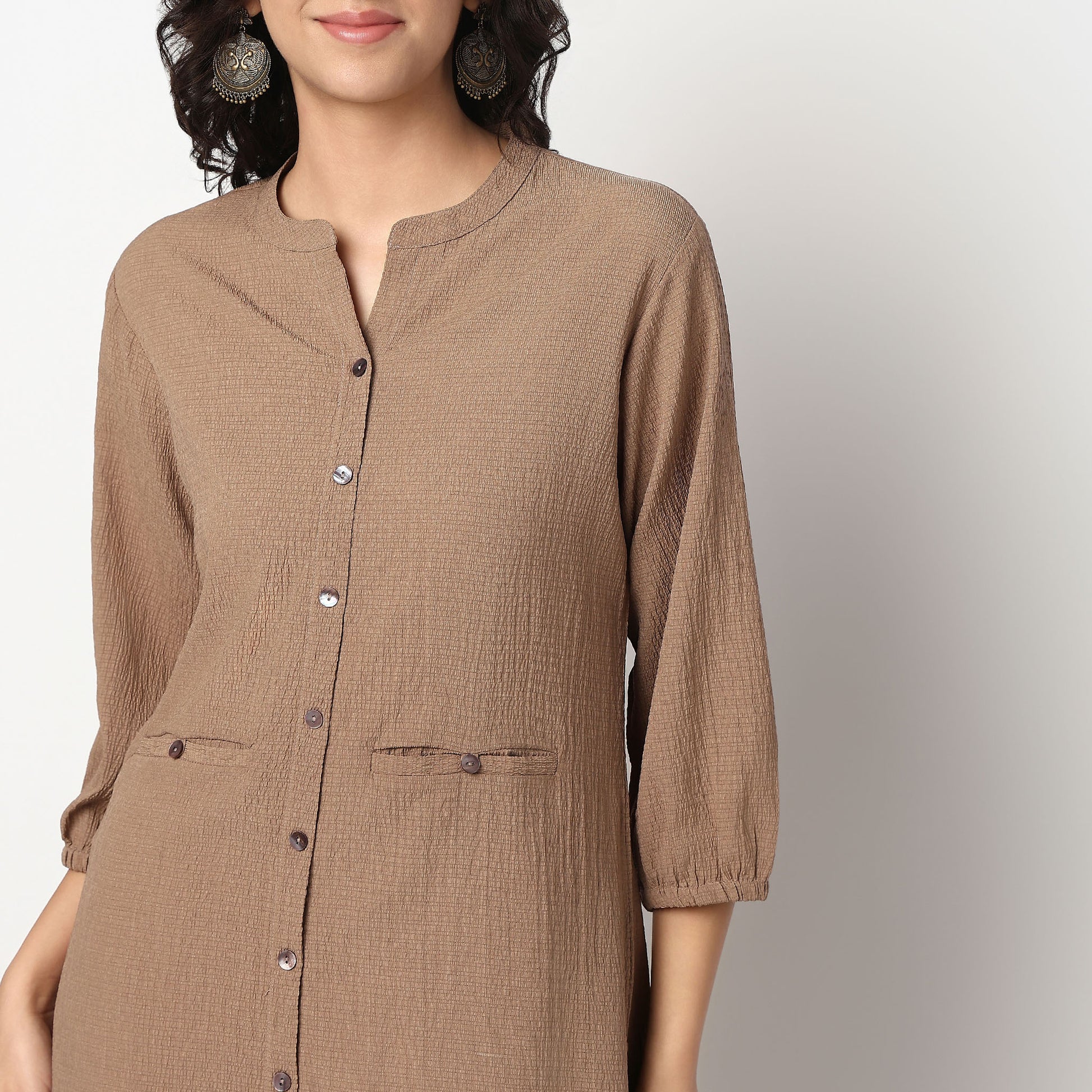 Buy Women Straight Fit Solid Three-Fourth Sleeve Kurta with Pant Set  - Style Union