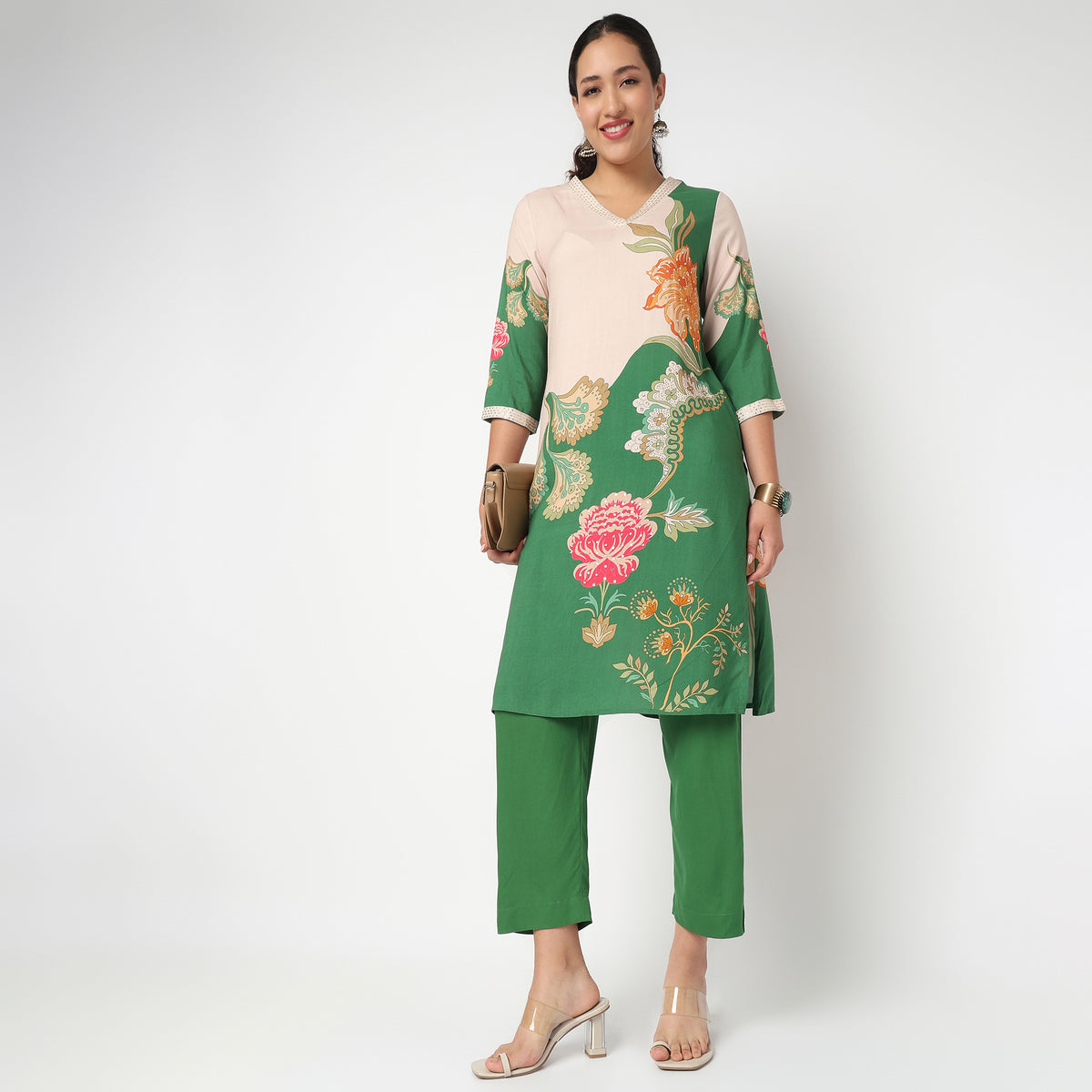 Printed V Neck Kurta and Pant Cord set