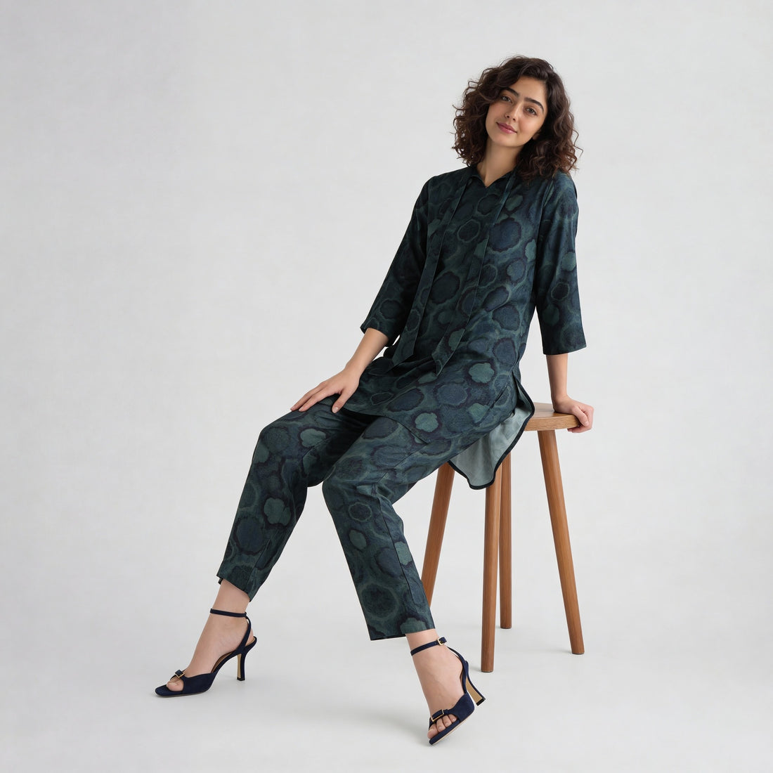 Printed Tie-Up Neck Straight Kurta with Pant Set