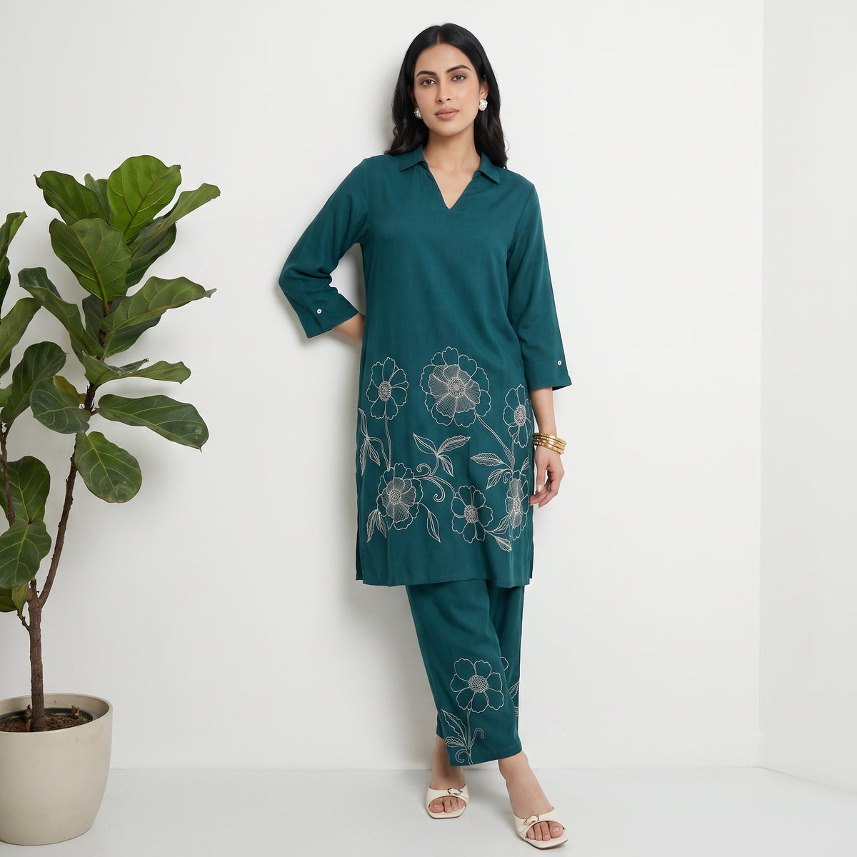 Solid Shirt Collar Straight Ethnic Sets