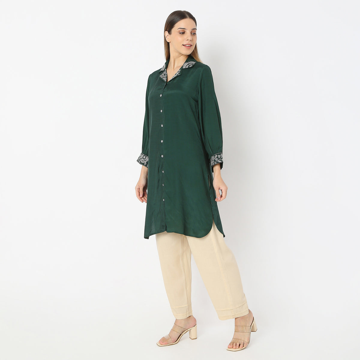 Straight Fit Embroidered Above Knee Camp Collar Kurta