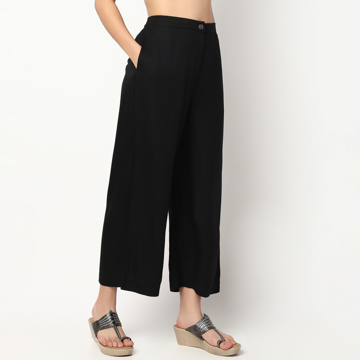 Buy Women Flare Fit Solid Ankle Length High Rise Culottes  - Style Union