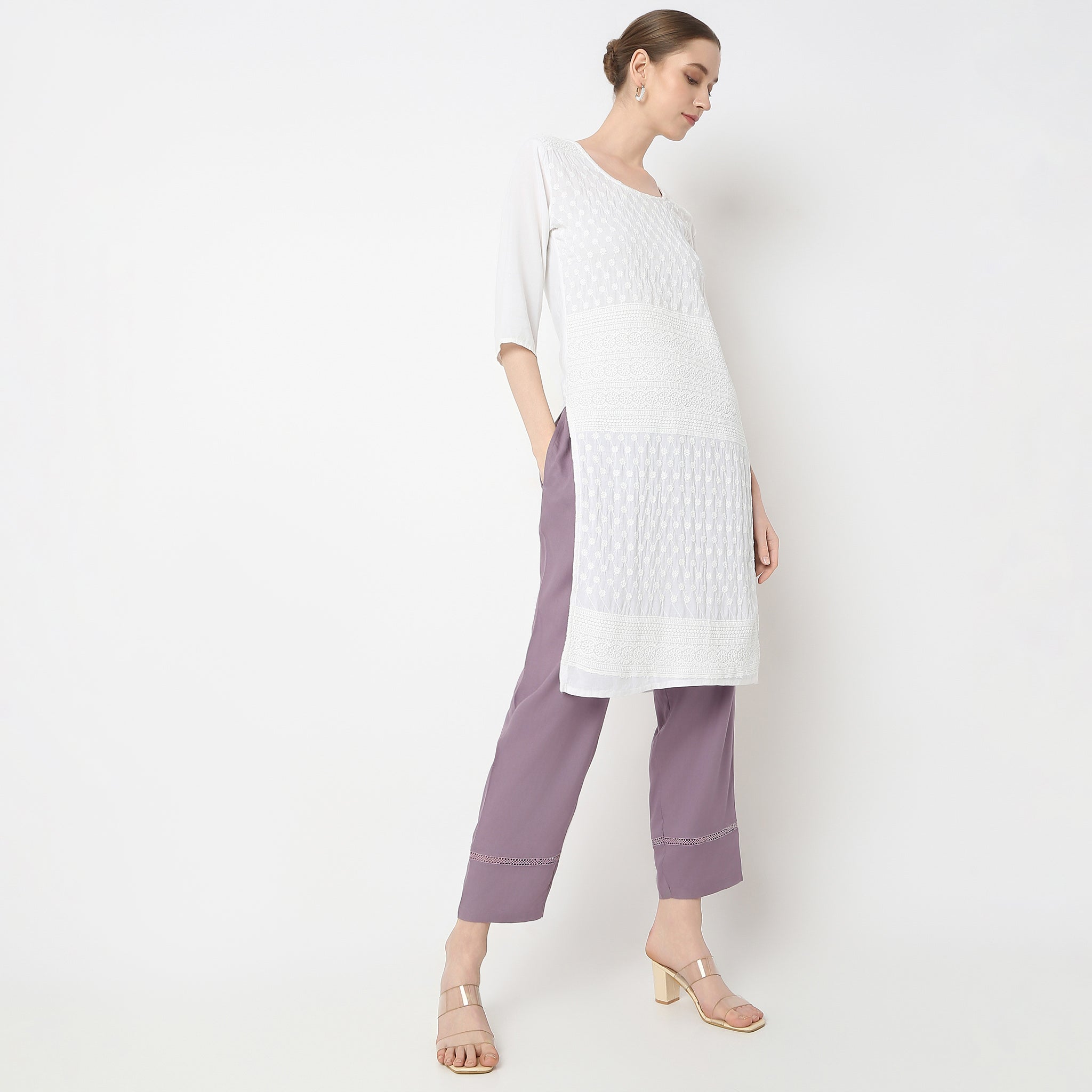 Straight Fit Solid Mid Rise Pants