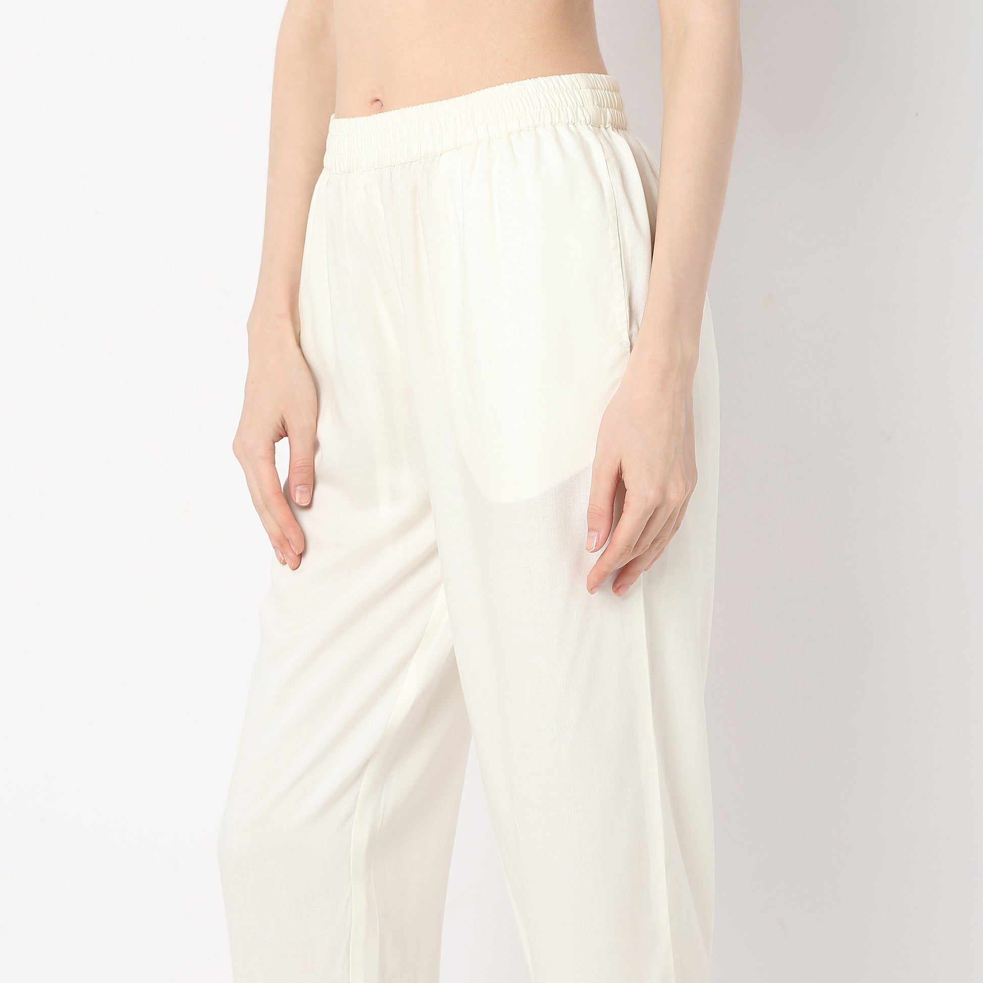 Straight Fit Solid Mid Rise Pants