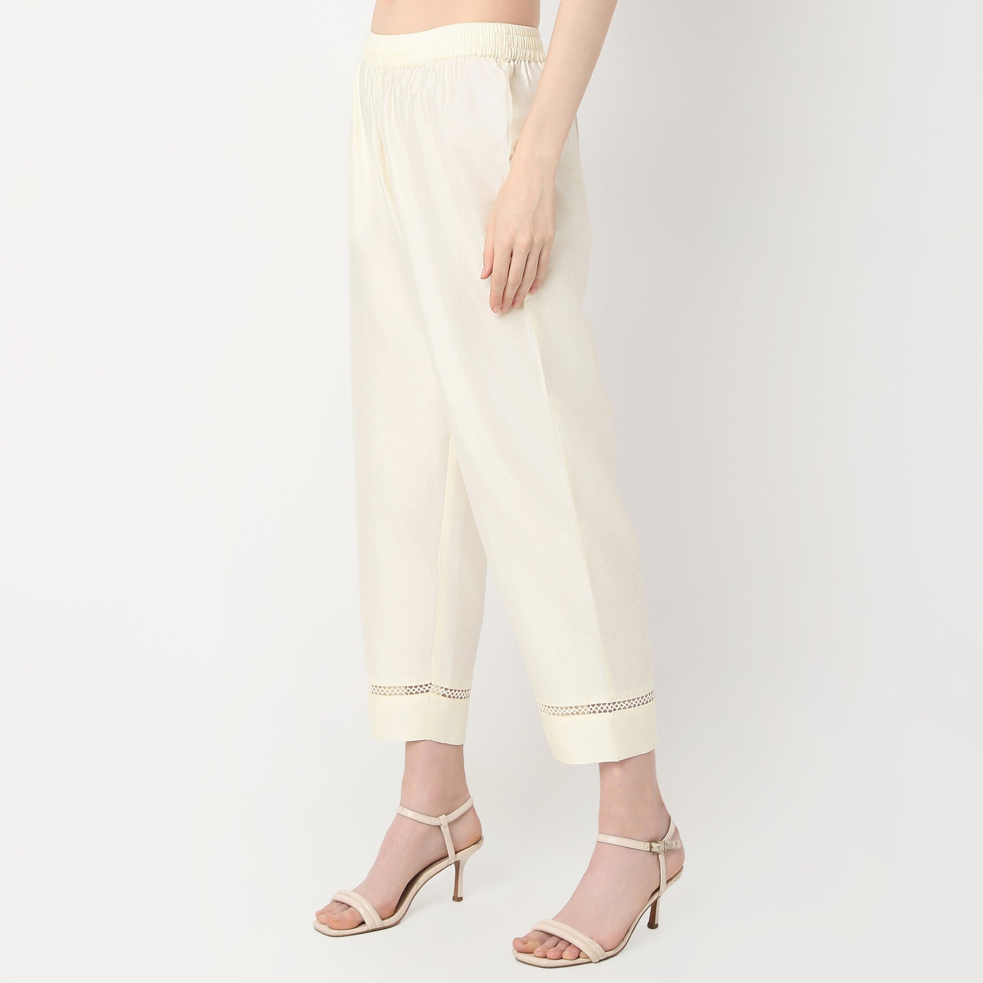 Straight Fit Solid Mid Rise Pants
