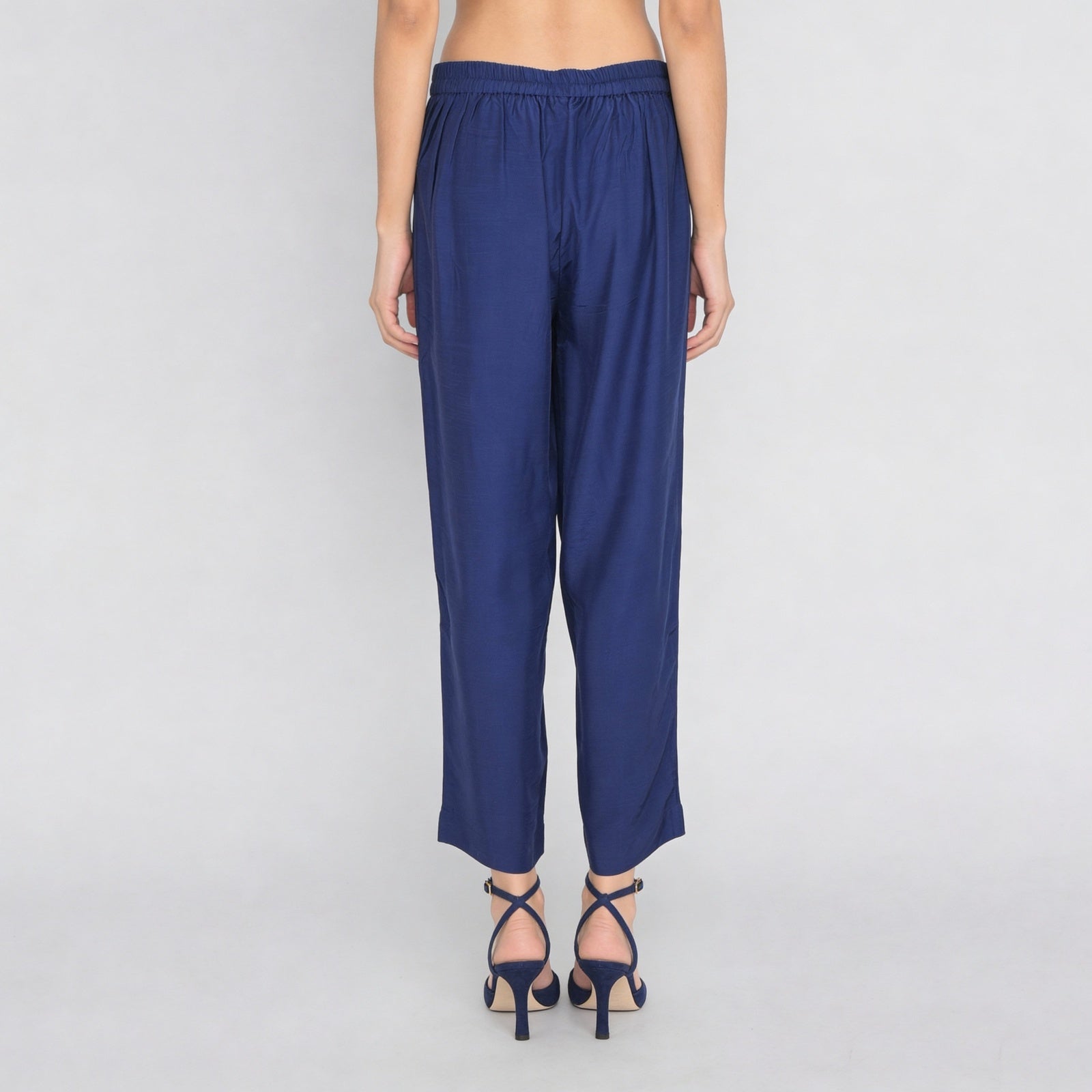 Solid Mid Rise Travel Pants