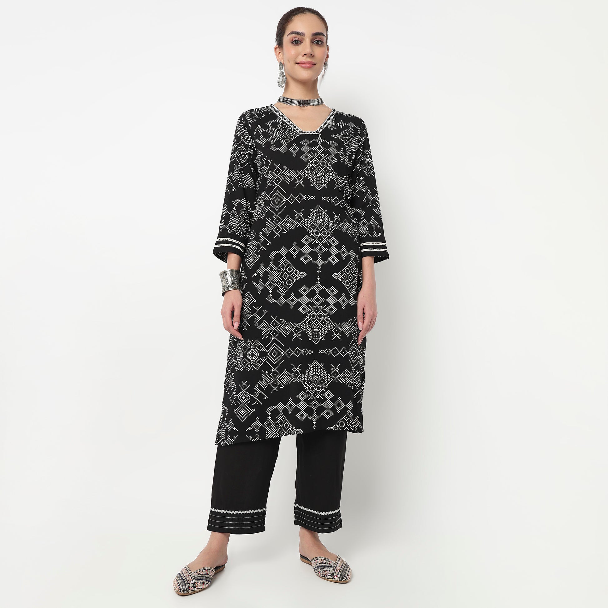 Straight Solid Travel Pants