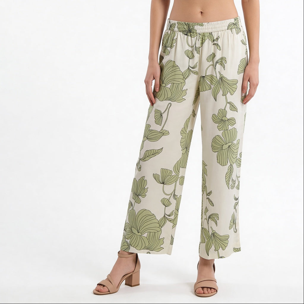Printed Straight Fit Mid Rise Pants