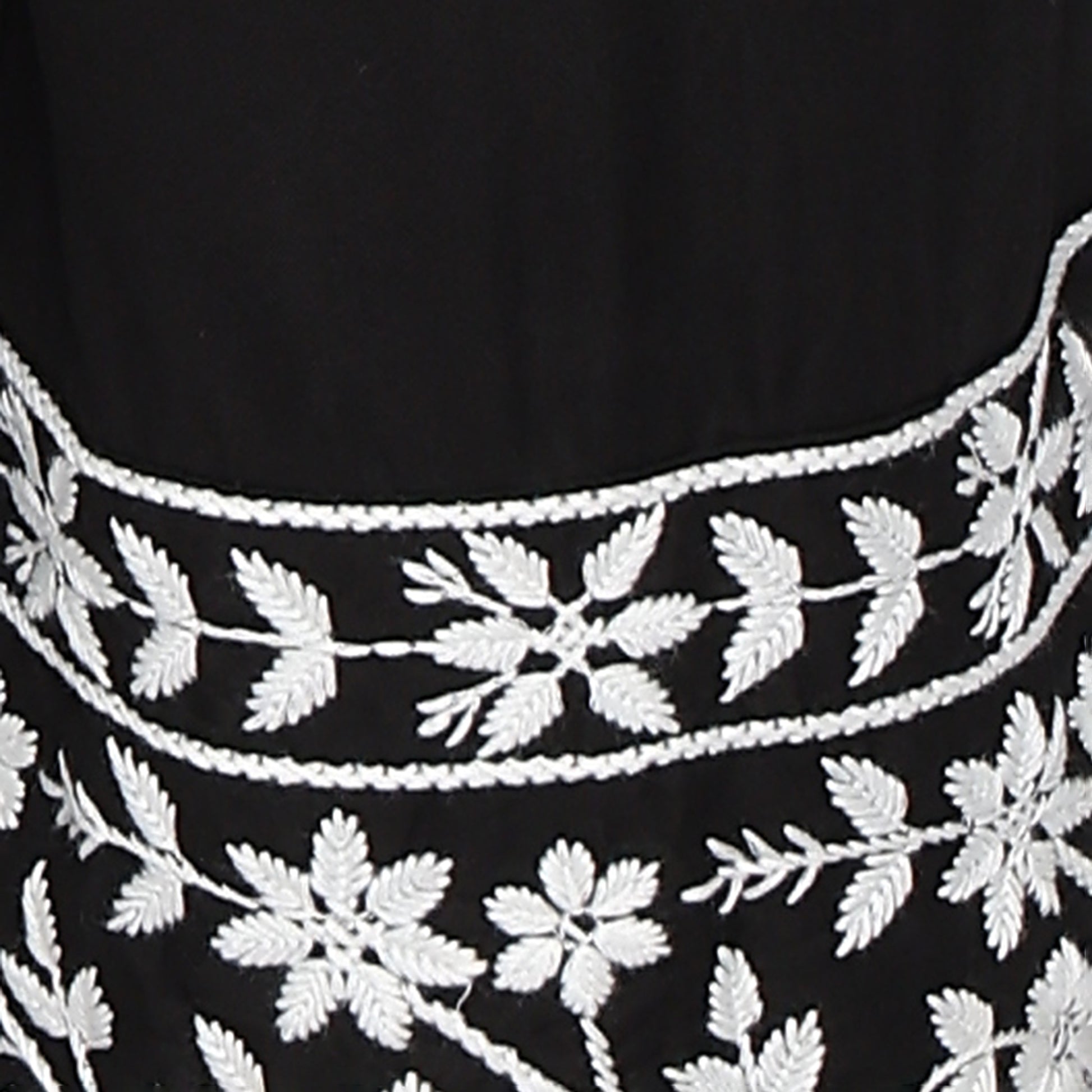 Embroidered Straight Mid Rise Pants