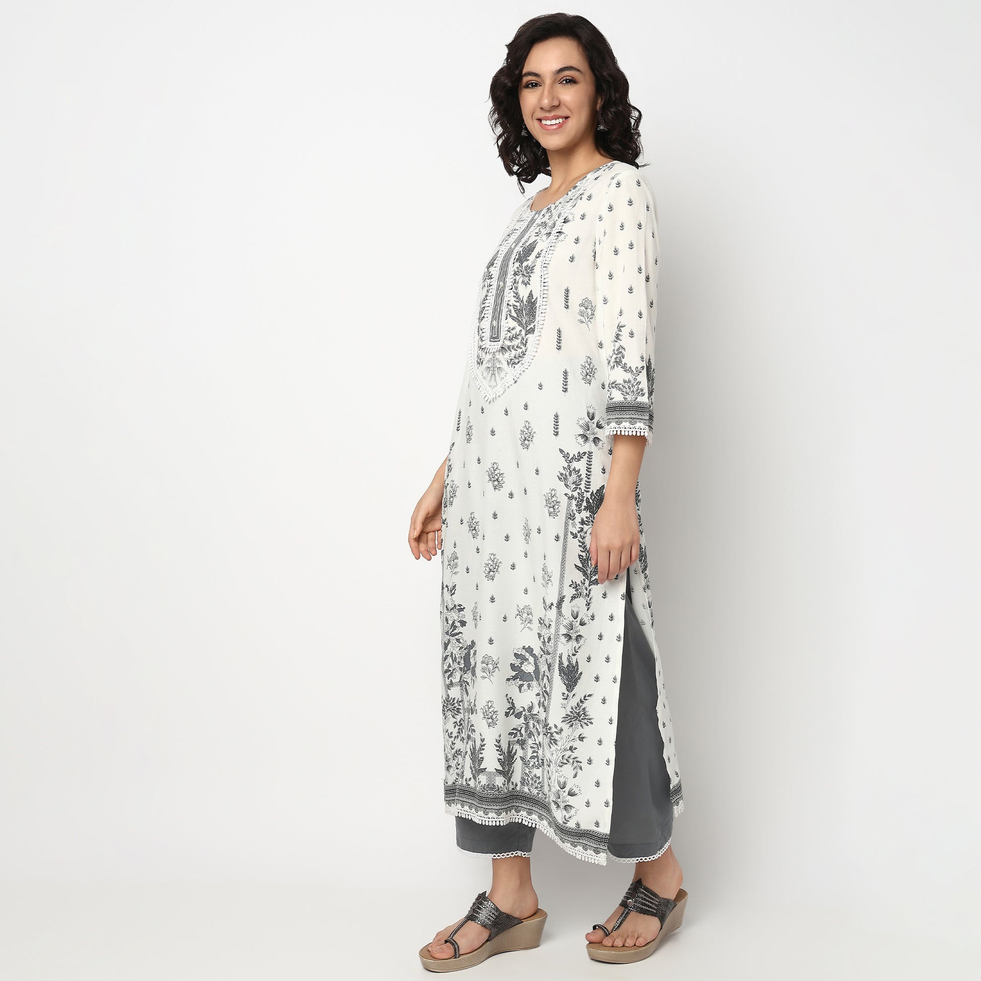 Buy Women Flare Fit Printed Three-Fourth Sleeve Kurta and Pant with Dupatta Set  - Style Union