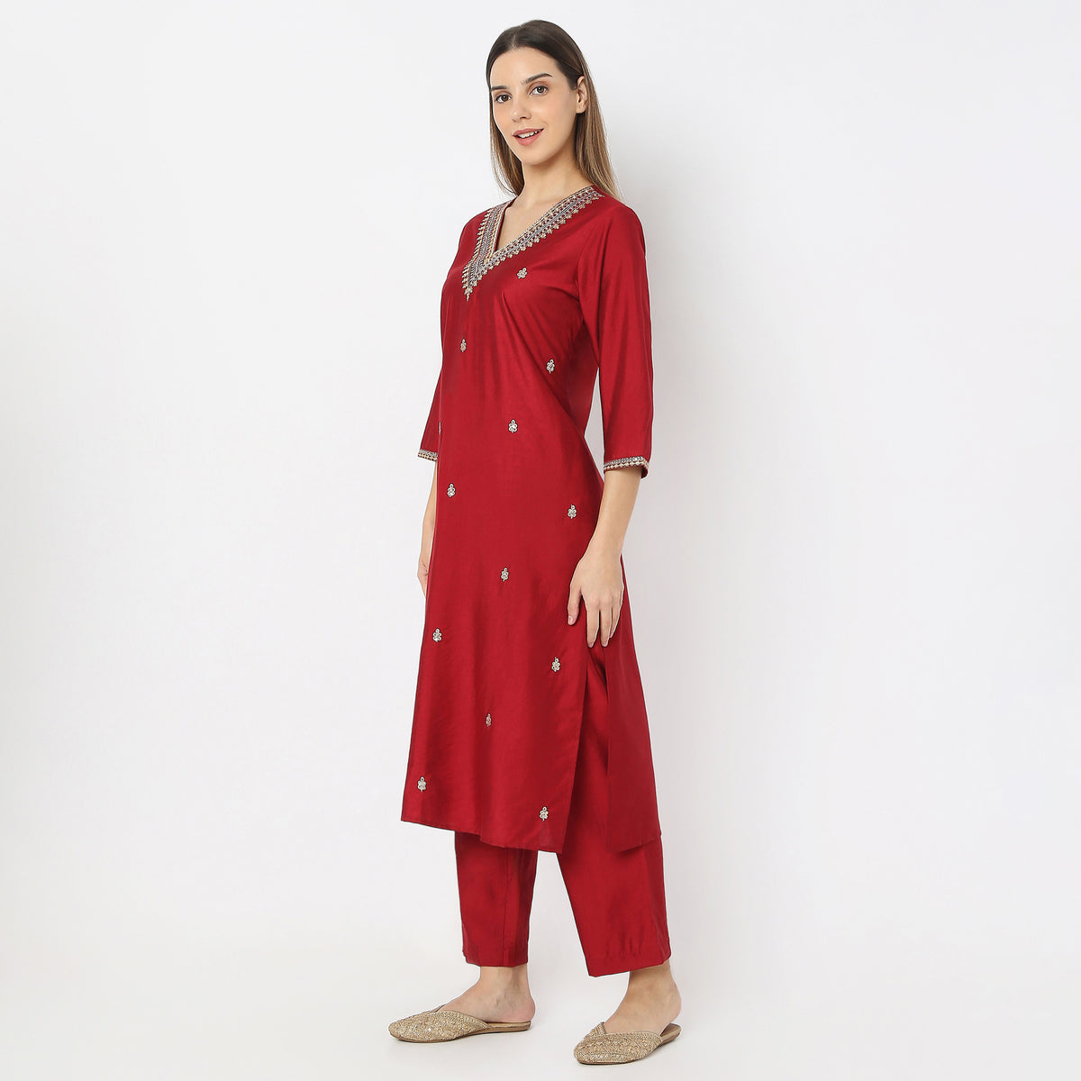 Embroidered V-Neck Traditional Straight Kurta with Pant Set