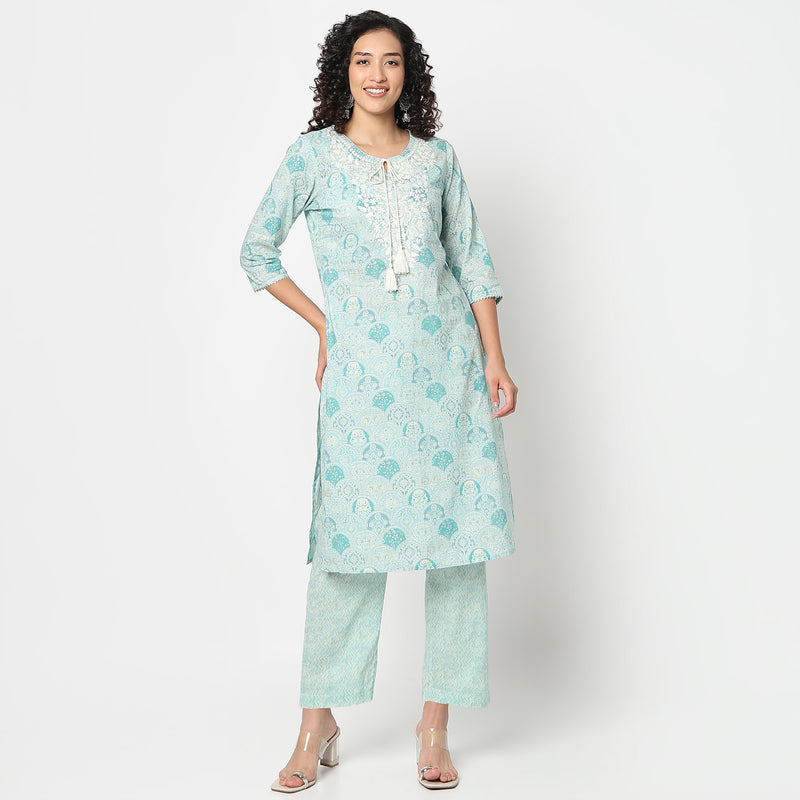 Straight Fit Printed Kurta with Pant Set