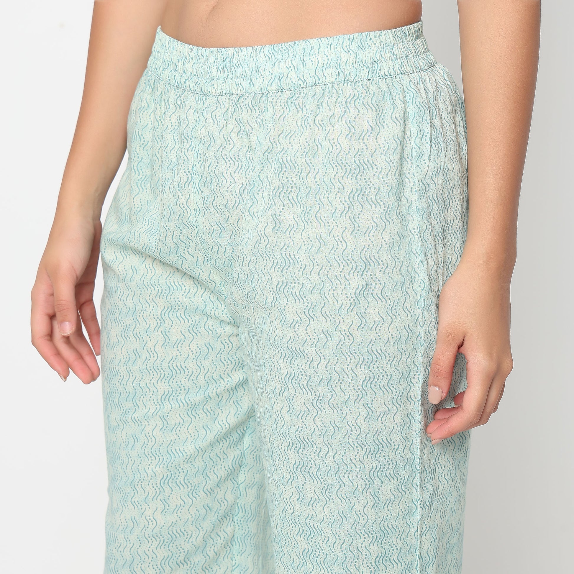 Straight Fit Printed Kurta with Pant Set