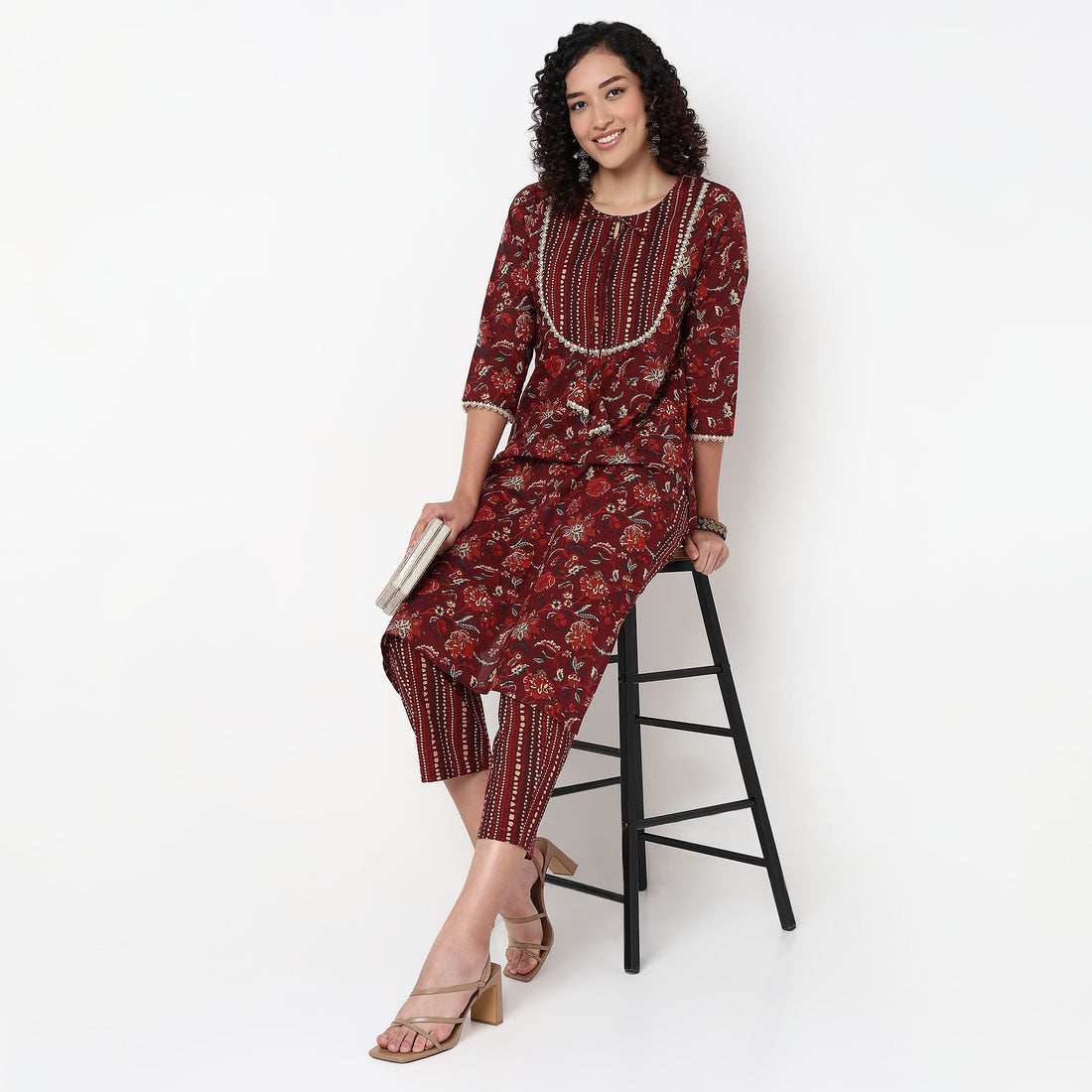 Floral Print Straight Kurta With Pant Set